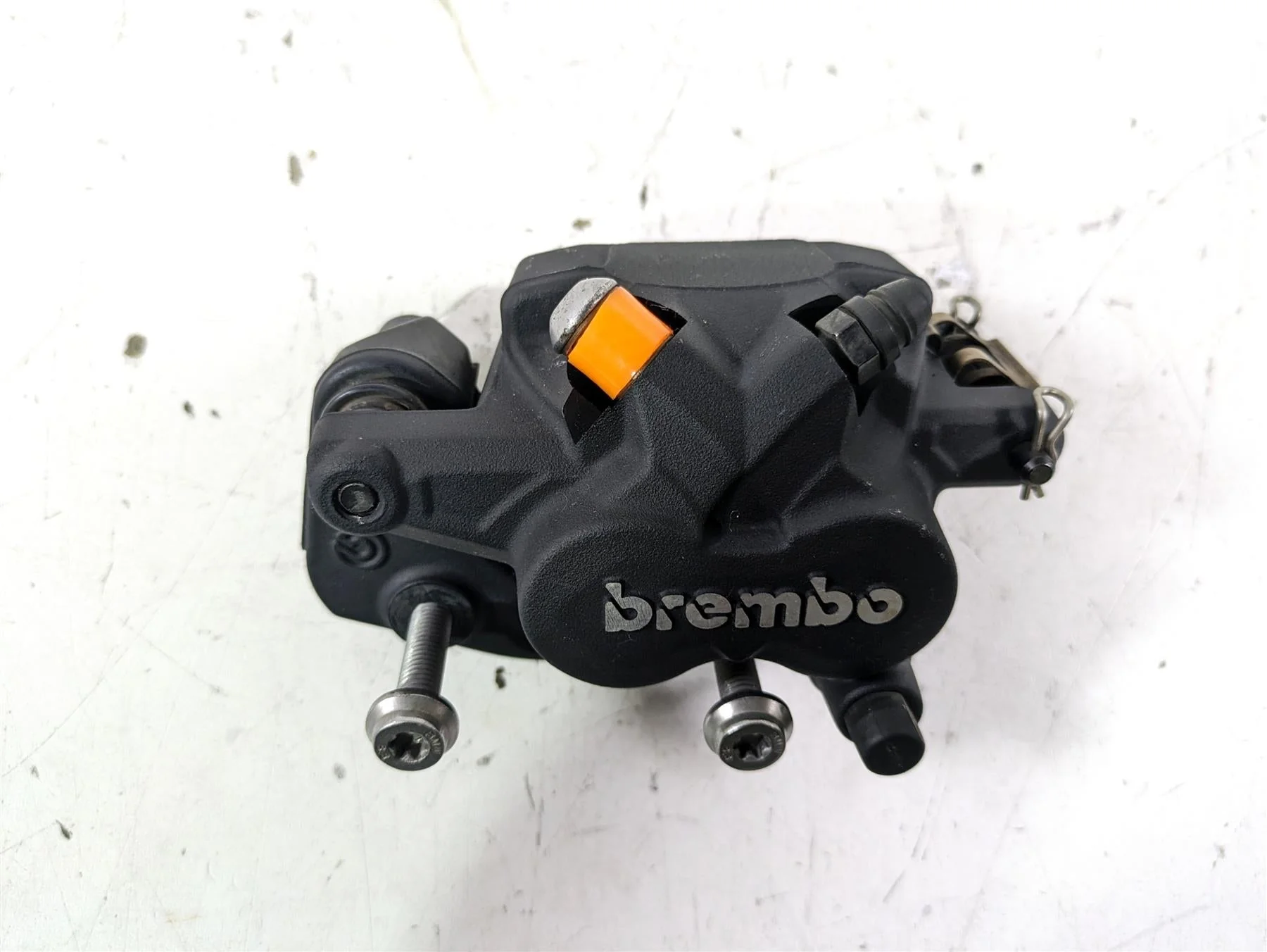 2022 BMW R1250 RT K052 Rear Brembo Brake Caliper + Bracket 34218535160 - Image 6