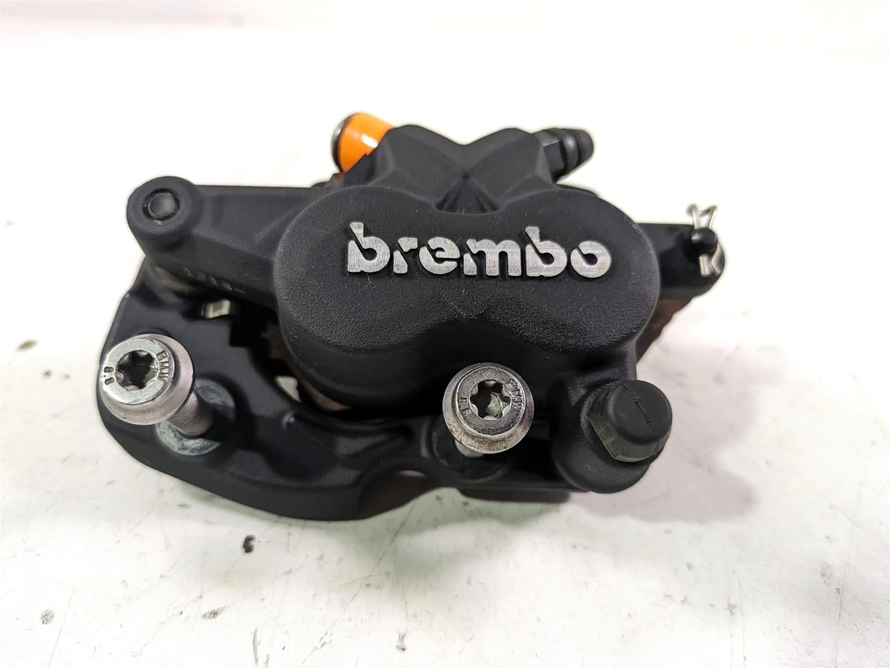 2022 BMW R1250 RT K052 Rear Brembo Brake Caliper + Bracket 34218535160 - Image 7