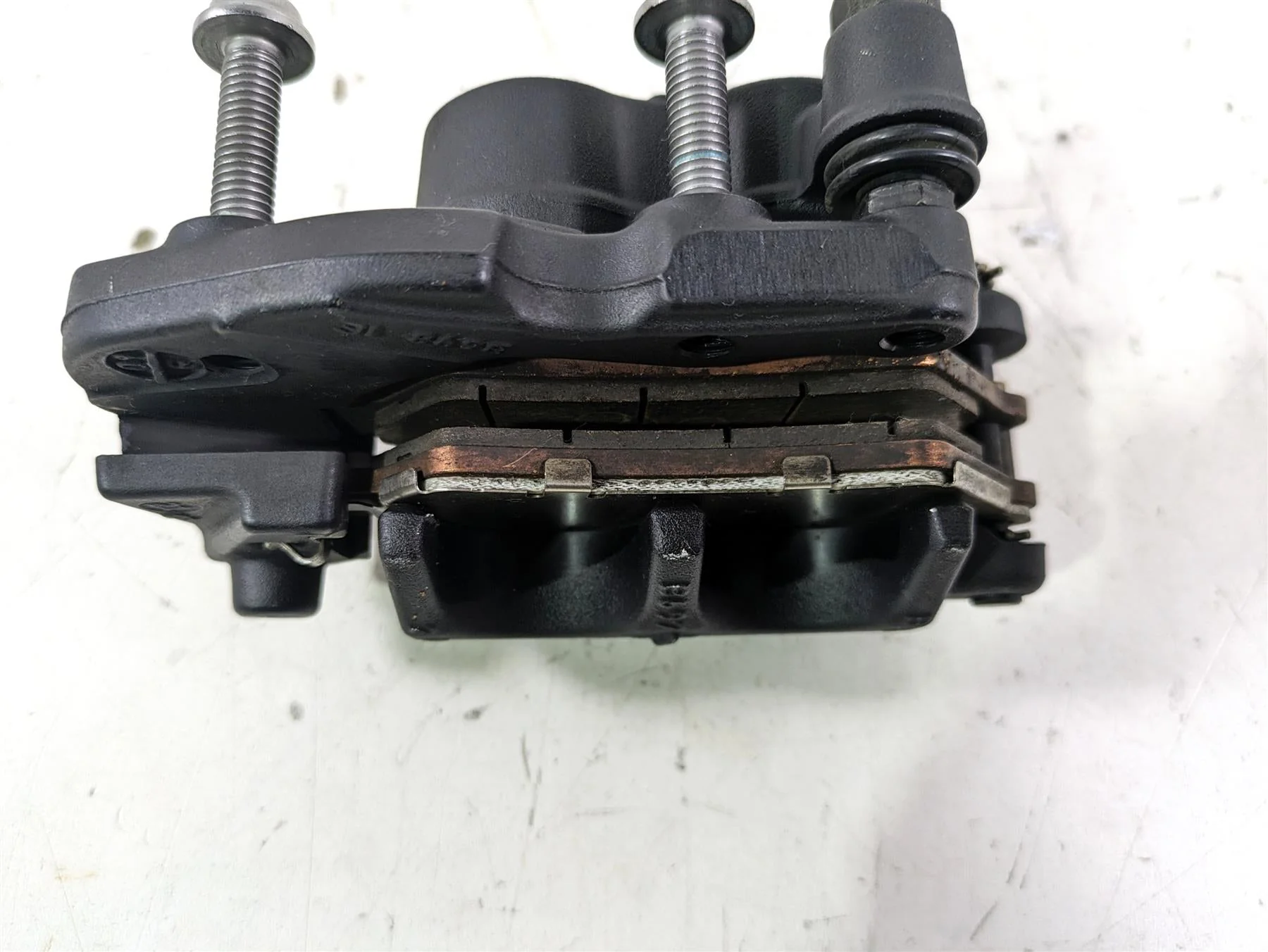 2022 BMW R1250 RT K052 Rear Brembo Brake Caliper + Bracket 34218535160 - Image 8
