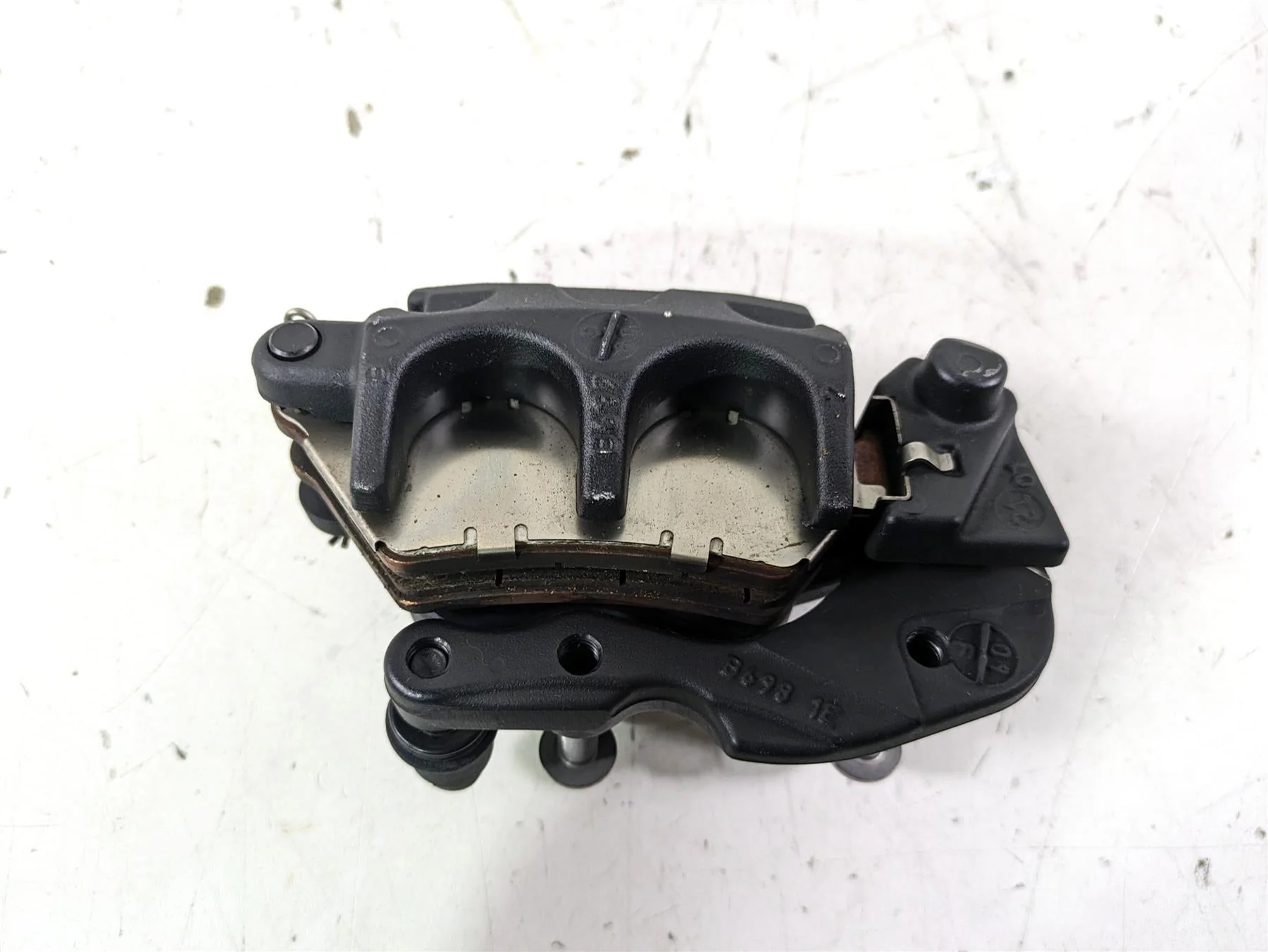 2022 BMW R1250 RT K052 Rear Brembo Brake Caliper + Bracket 34218535160 - Image 9