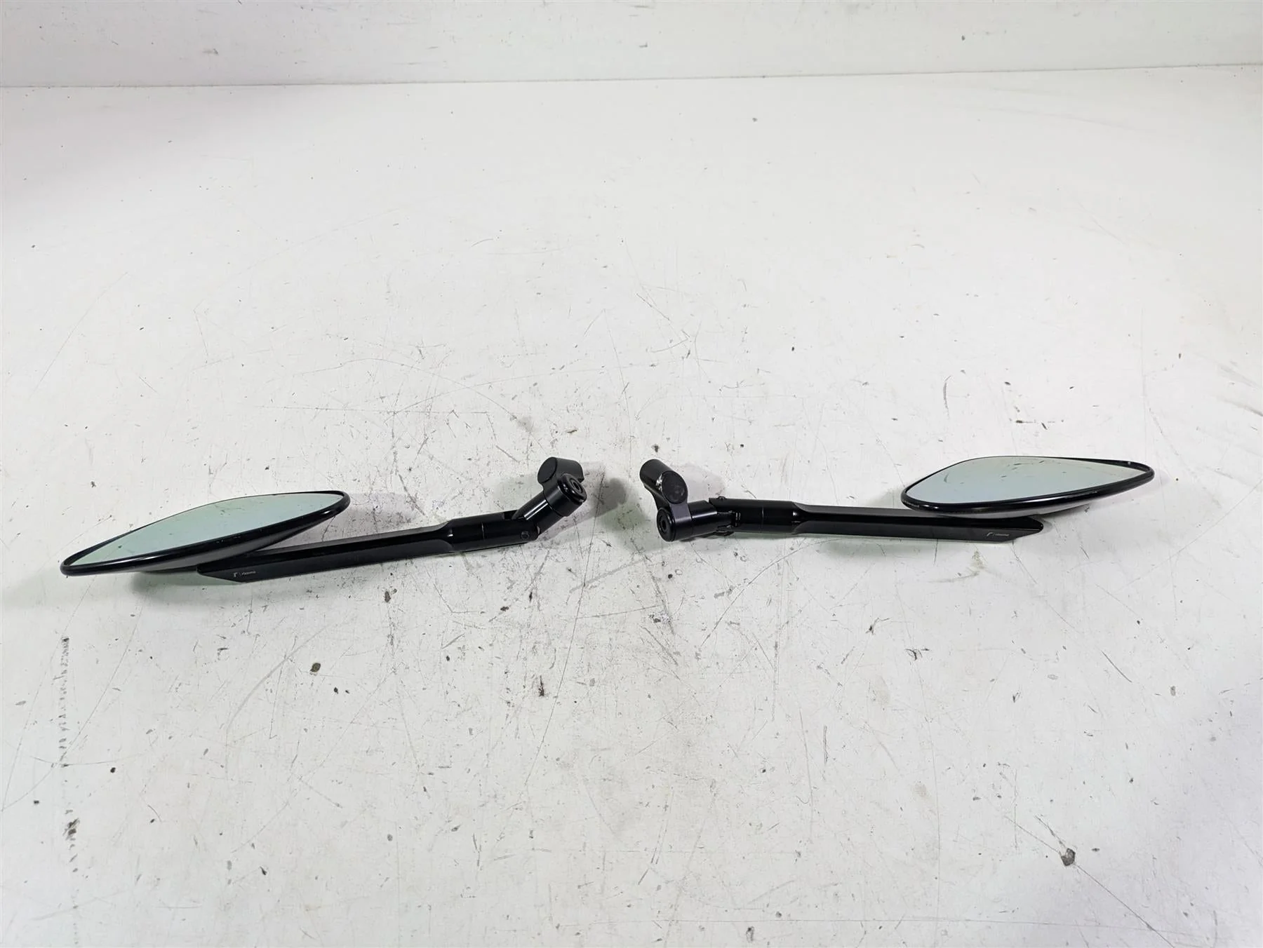 2022 BMW R1250 RT K052 Rizoma Genesi Rear View Mirror Set BS173B BS174B - Image 7