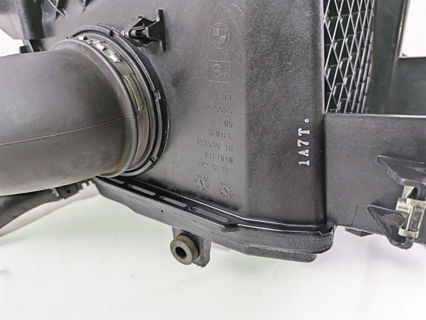 2022 BMW RnineT Pure K22 Air Box Breather Filter & All Tubes Set 13718405525 - Image 12