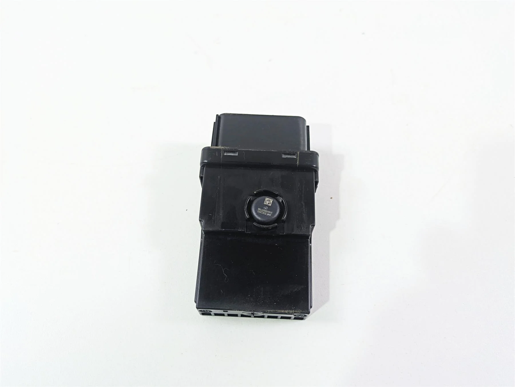 2022 BMW RnineT Pure K22 Central Light Control Module Ecu Ecm 61351600221 - Image 2