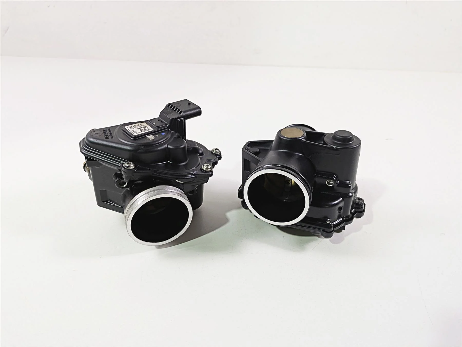 2022 BMW RnineT Pure K22 Dellorto Throttle Bodies Set 13549457019 13549457020 - Image 12