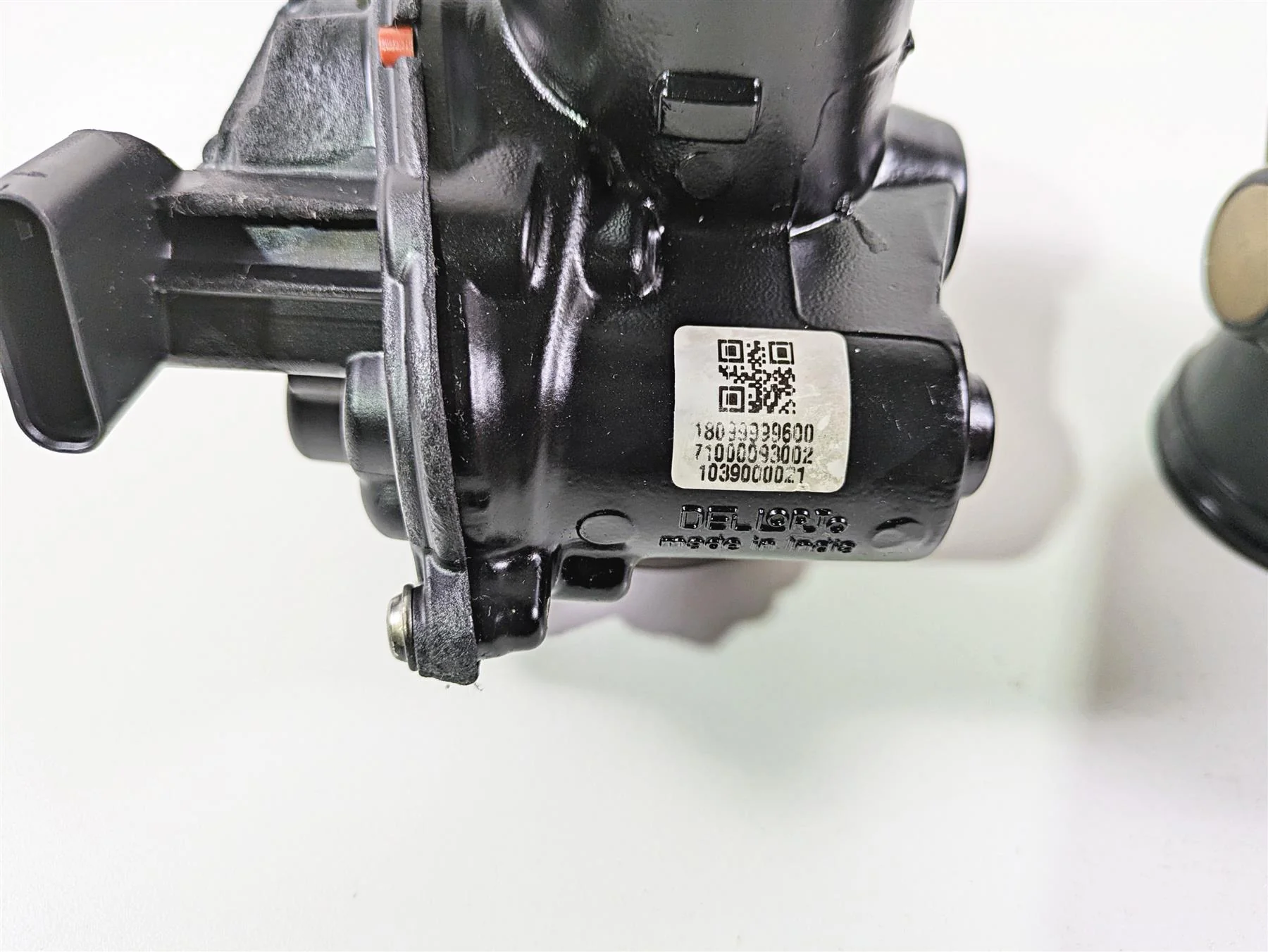 2022 BMW RnineT Pure K22 Dellorto Throttle Bodies Set 13549457019 13549457020 - Image 6