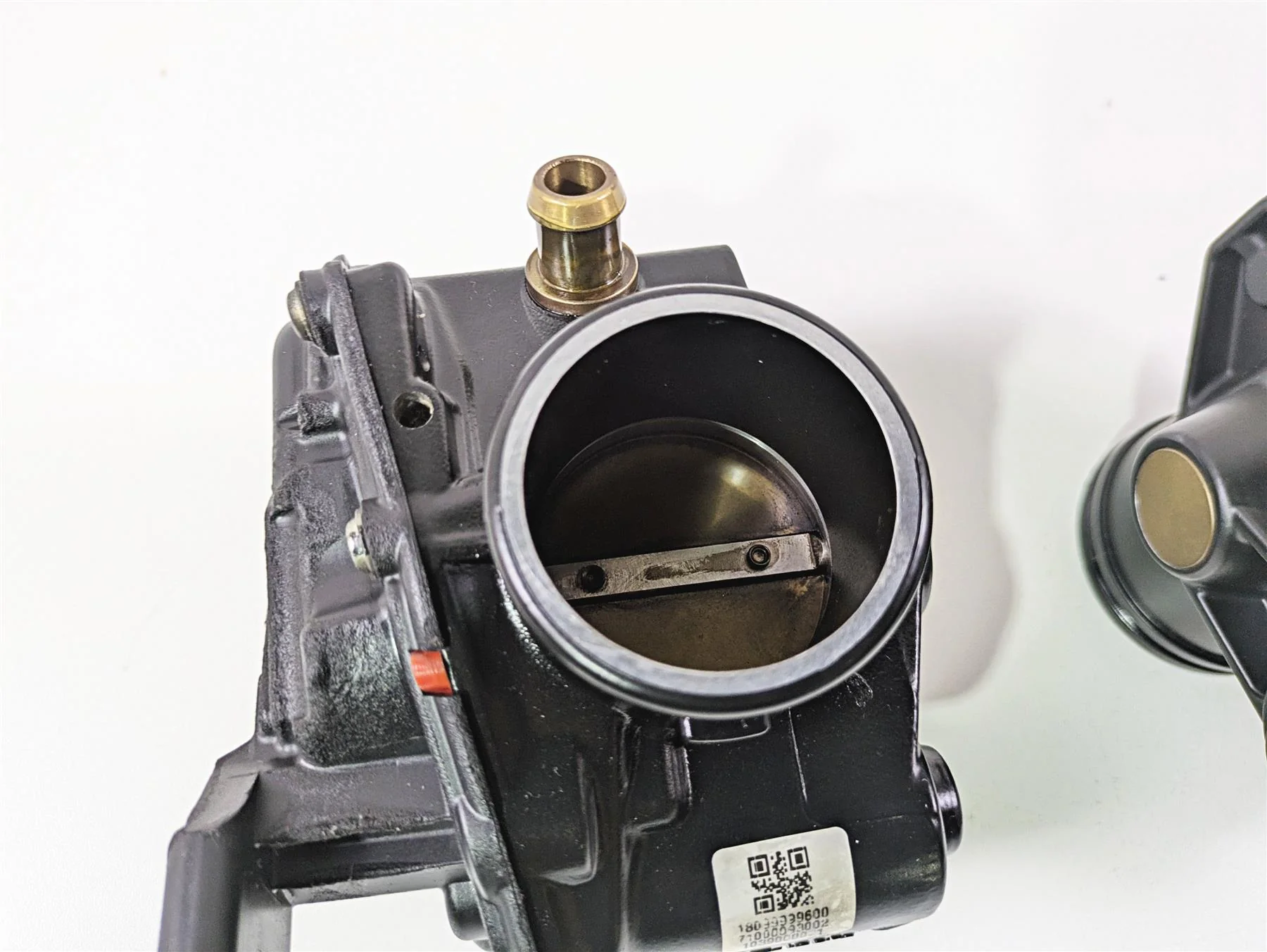 2022 BMW RnineT Pure K22 Dellorto Throttle Bodies Set 13549457019 13549457020 - Image 7