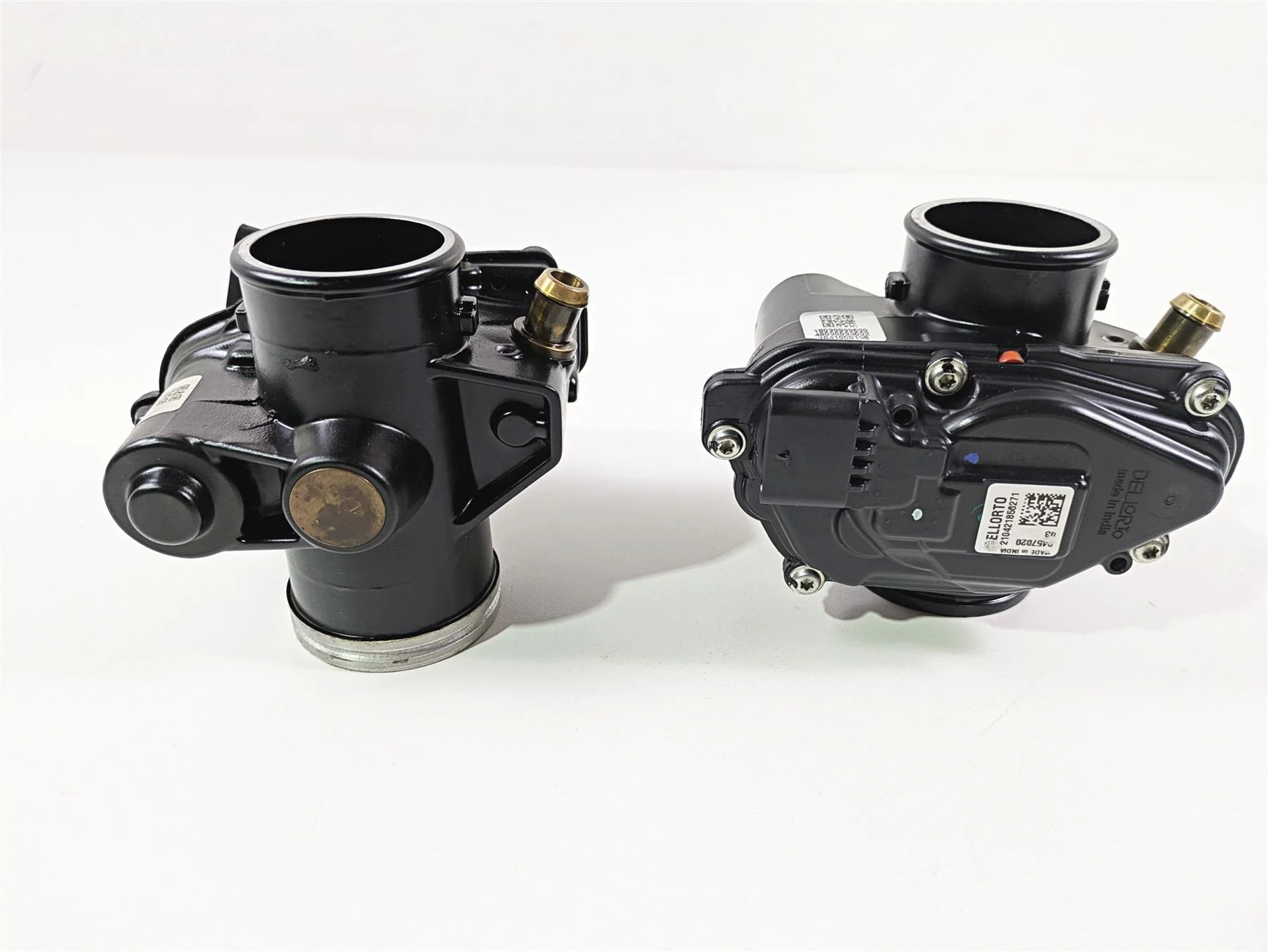 2022 BMW RnineT Pure K22 Dellorto Throttle Bodies Set 13549457019 13549457020 - Image 9