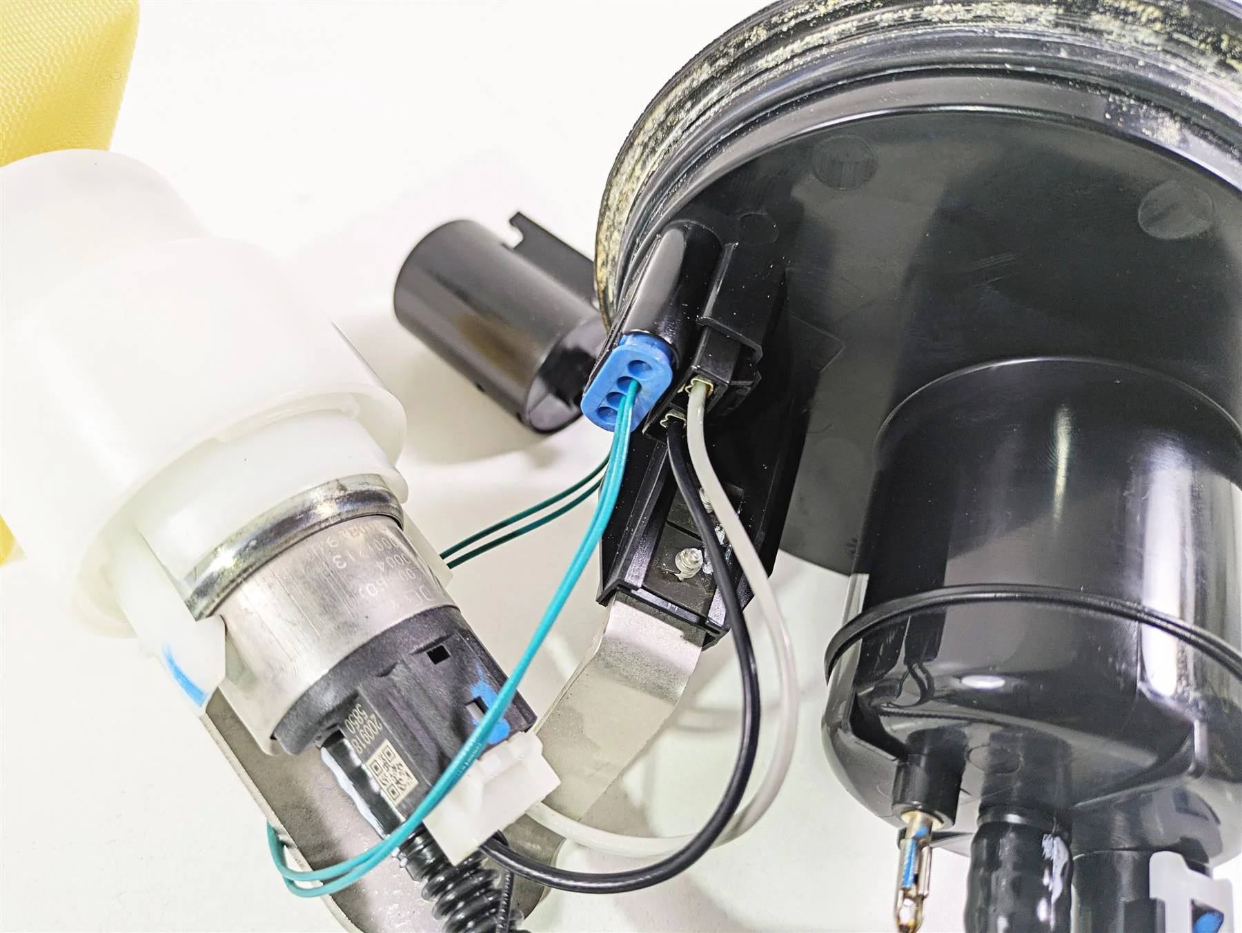 2022 BMW RnineT Pure K22 Fuel Gas Petrol Pump & Sender 16149457280 - Image 7