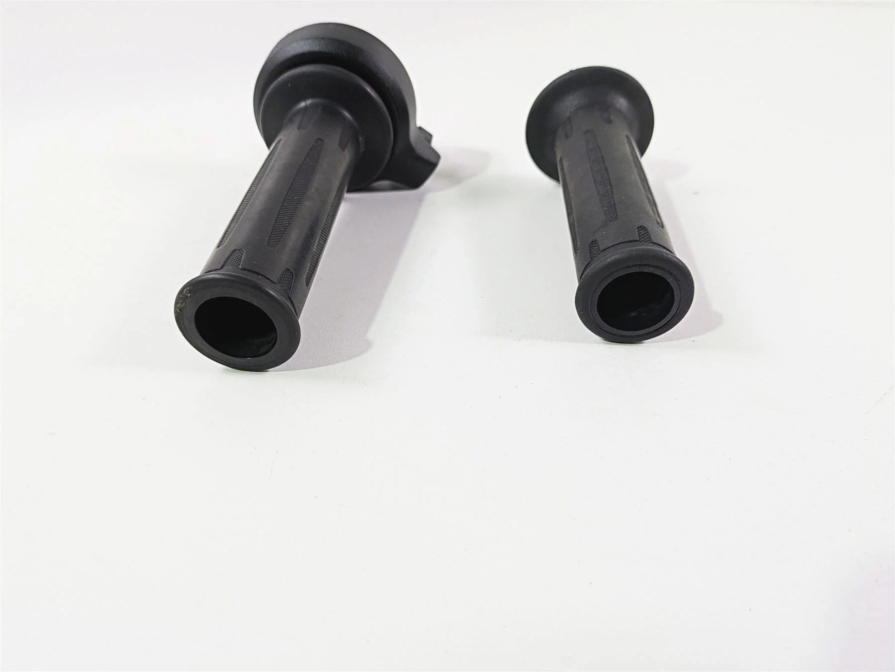 2022 BMW RnineT Pure K22 Heated Hand Grip Set - Read 61318552120 61318554007 - Image 5
