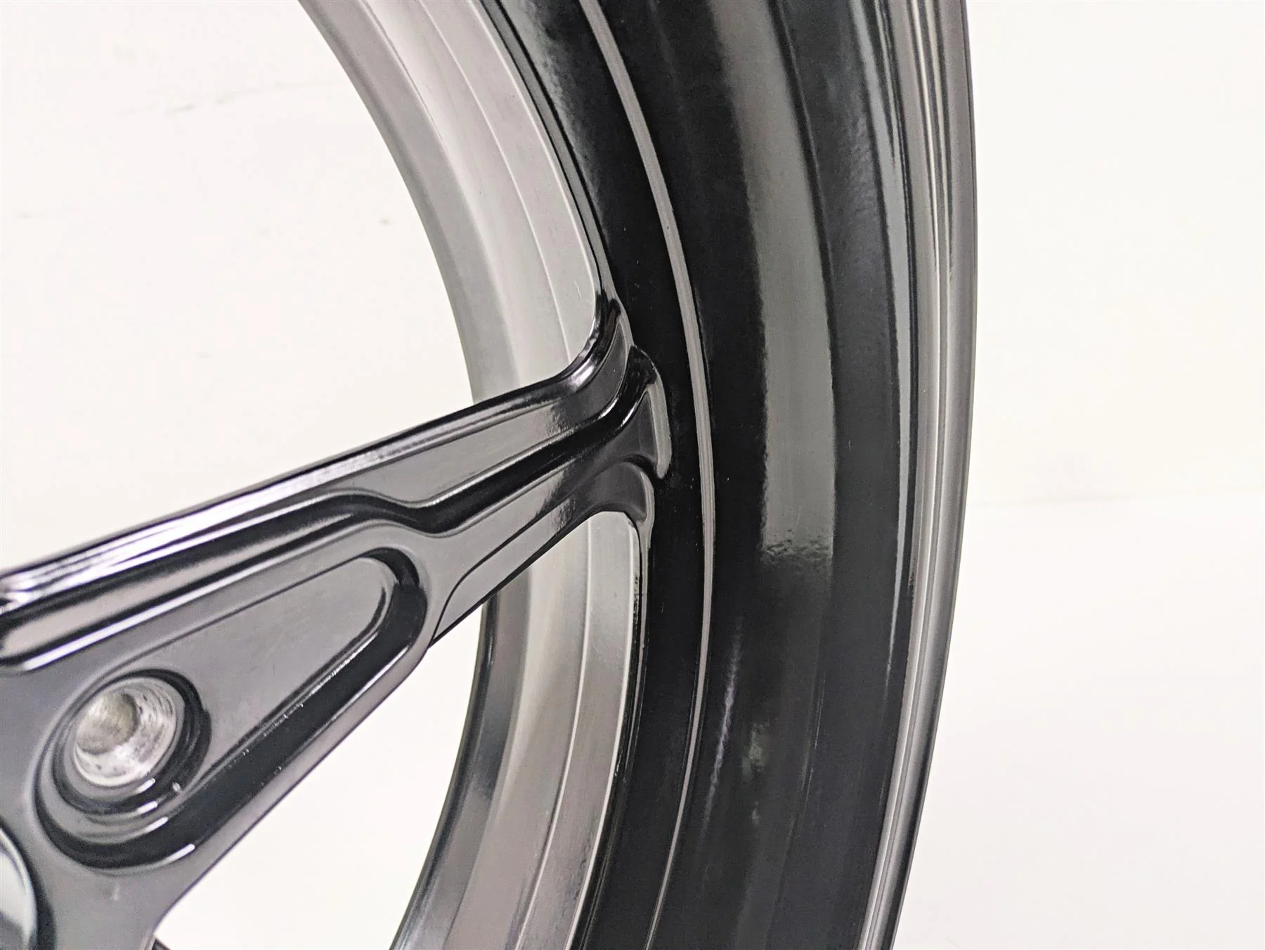 2022 BMW RnineT Pure K22 Straight 17x5.5 Rear Wheel Cast Rim 36318562527 - Image 11