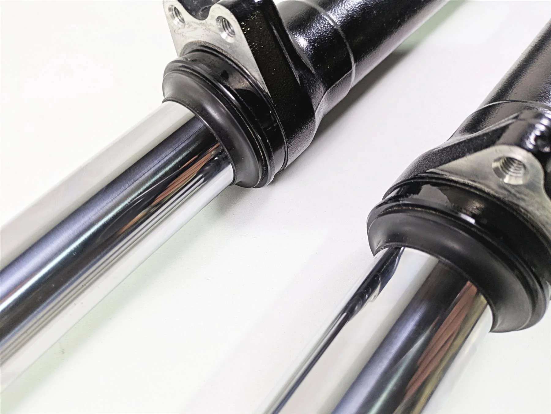 2022 BMW RnineT Pure K22 Straight Front Fork Leg Set 31428558475 31428558476 - Image 6