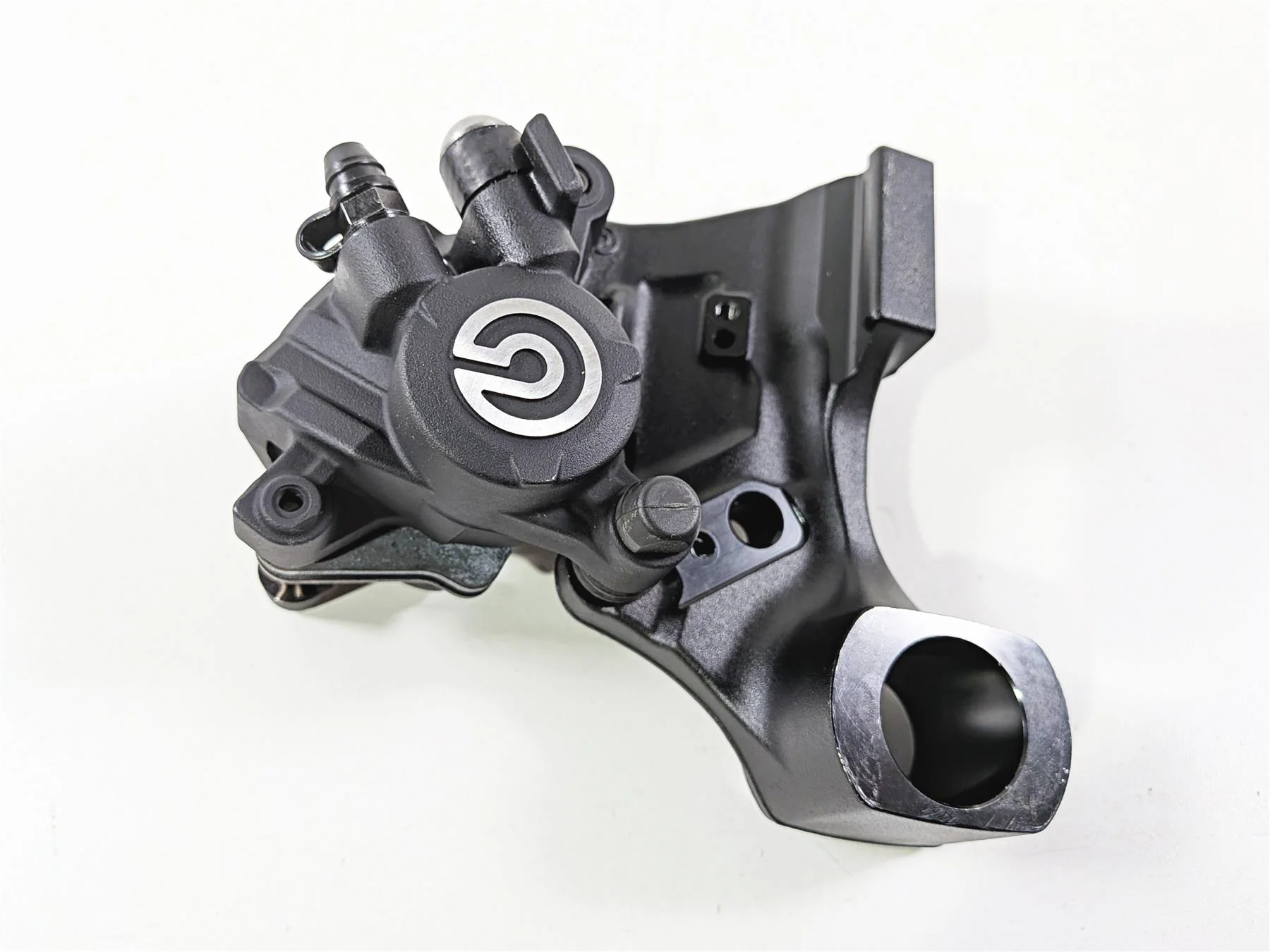 2022 BMW S1000RR K67 Brembo Rear Brake Caliper & Bracket 34218860555