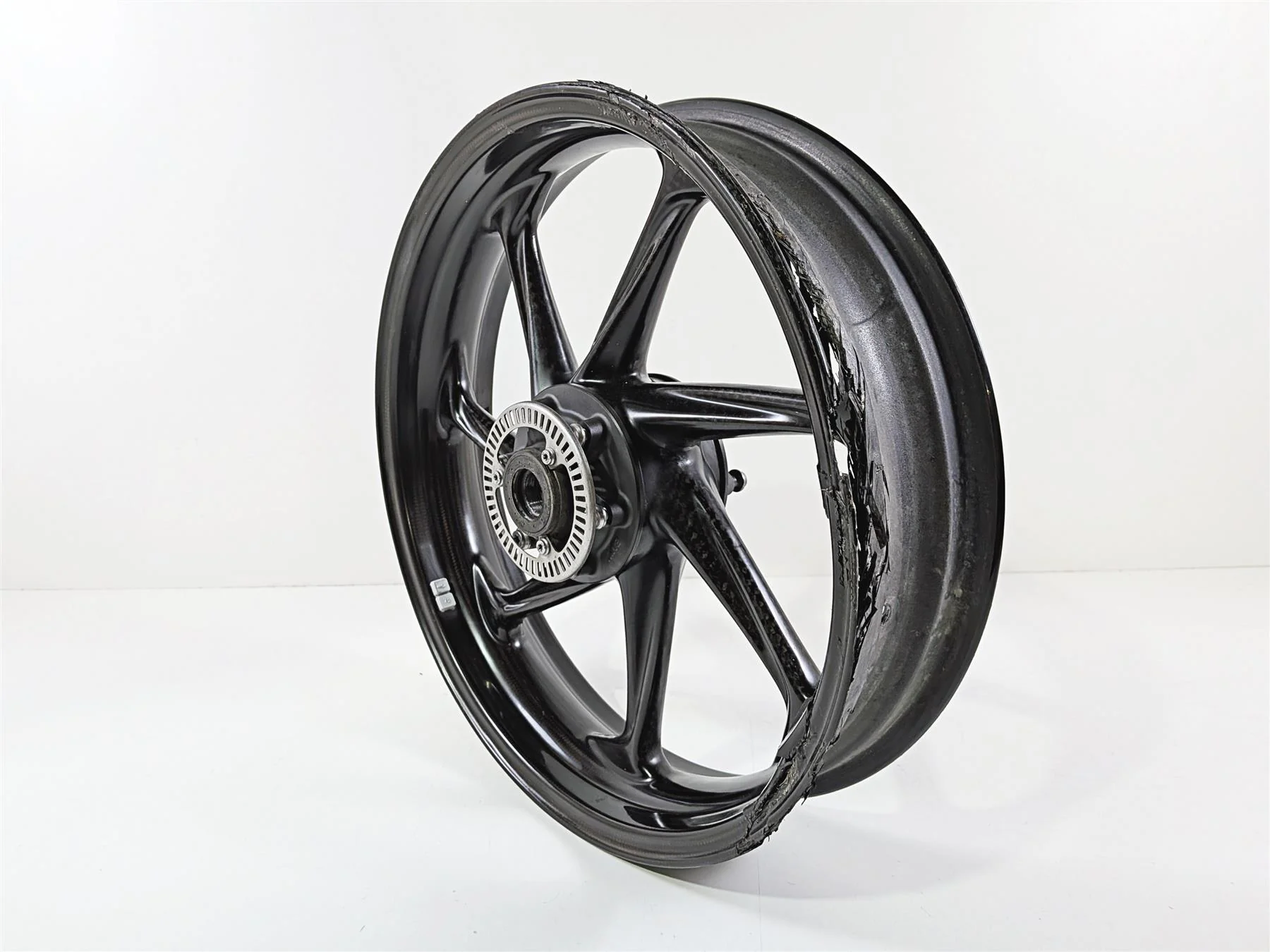 2022 BMW S1000RR K67 Carbon Fiber Front Wheel Rim 17x3.5 - Damaged 36317108158 - Image 17