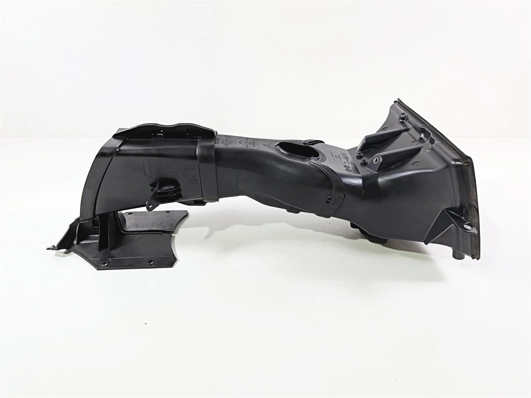 2022 BMW S1000RR K67 Front Air Intake Duct Assembly 13718567803 - Image 14