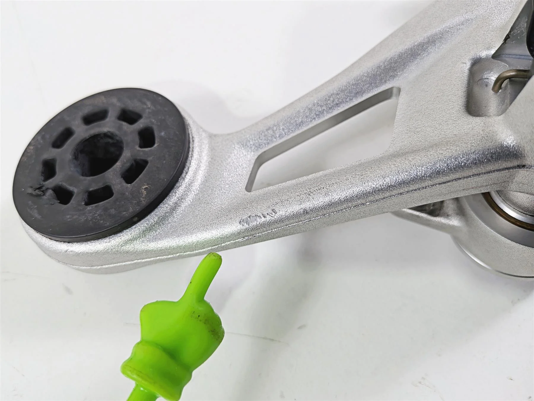 2022 BMW S1000RR K67 Left Right Rizoma Foot Peg Set & Mounts 46718568715 - Image 13
