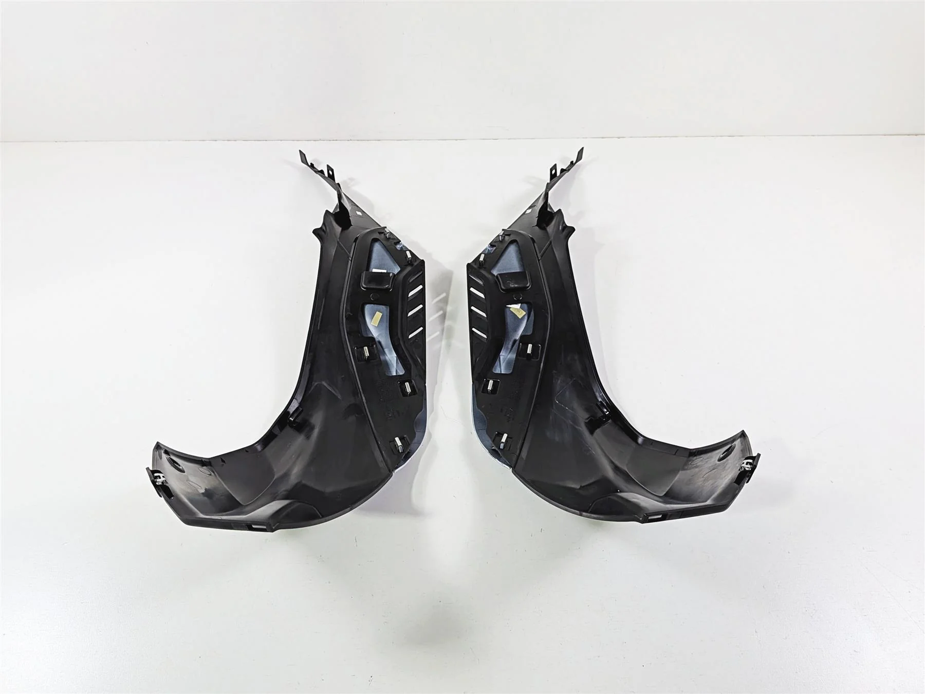 2022 BMW S1000RR K67 Left Right Tank Leg Side Trim Cover Fairing Set 46638569771 - Image 7