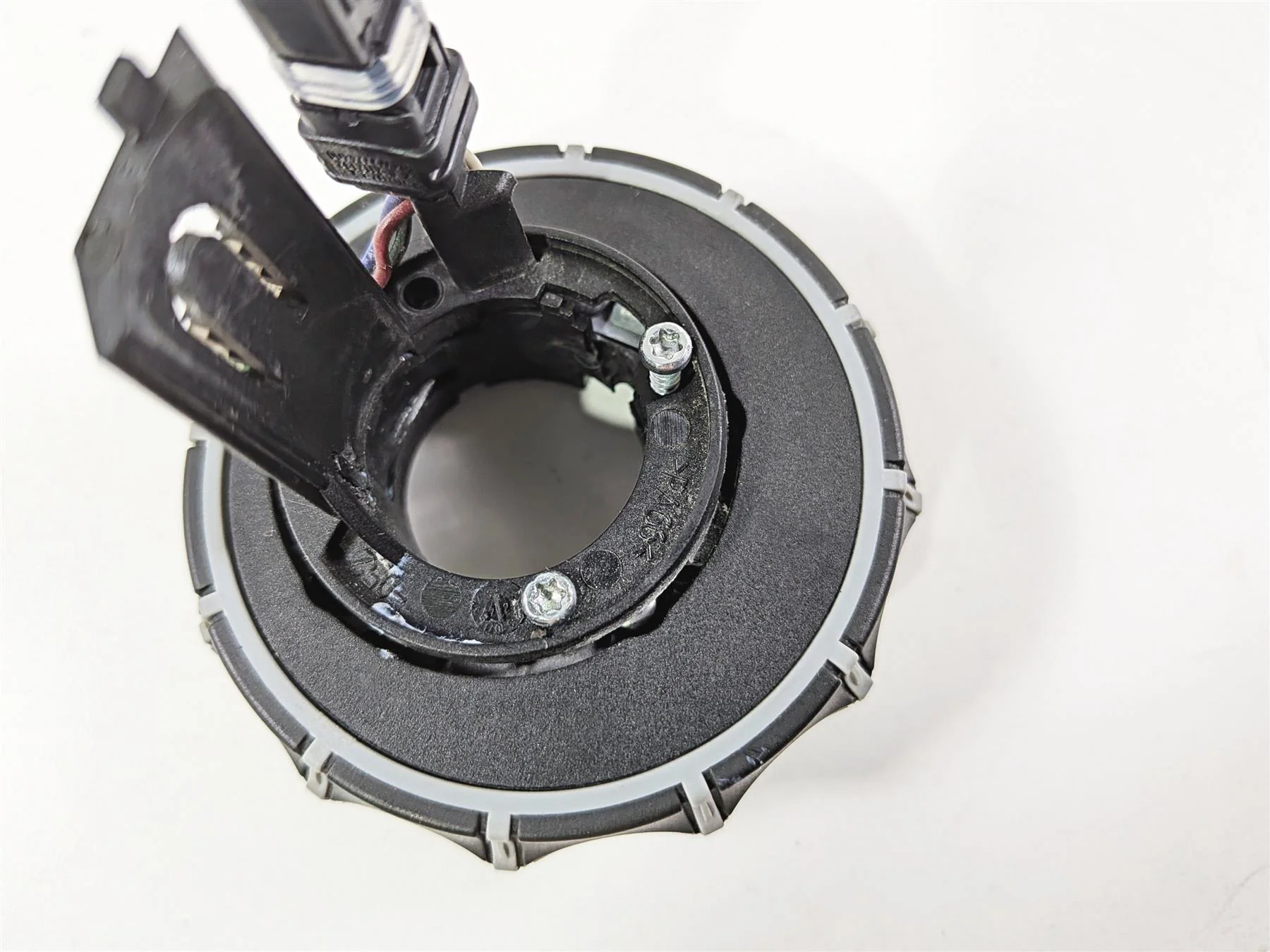2022 BMW S1000RR K67 Round Multi Controller Control Switch 61317727498 - Image 9