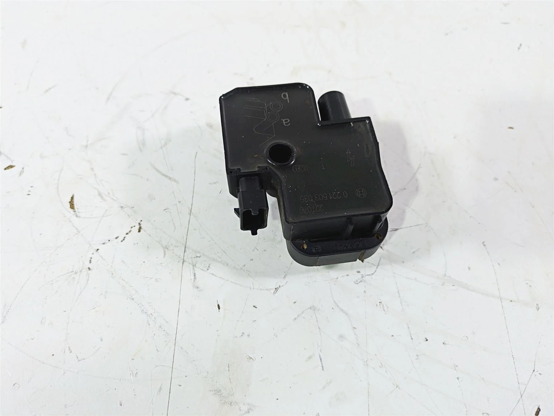 2022 Can-Am Defender XMR HD10 Ignition Coil  278001546 - Image 3