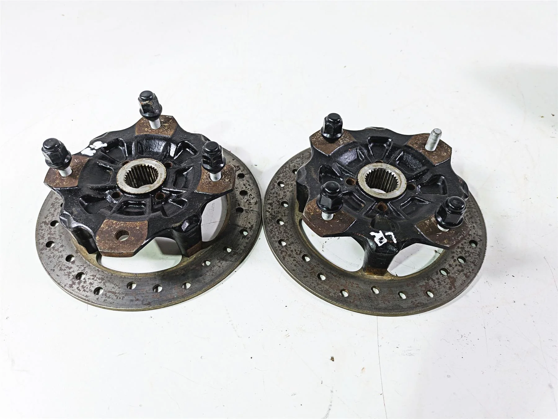 2022 Can-Am Defender XMR HD10 Rear Brake Rotor Wheel Hub Set - Read 705601511 - Image 4