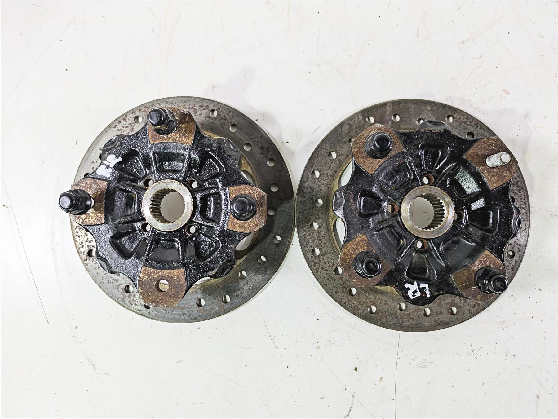 2022 Can-Am Defender XMR HD10 Rear Brake Rotor Wheel Hub Set - Read 705601511 - Image 5