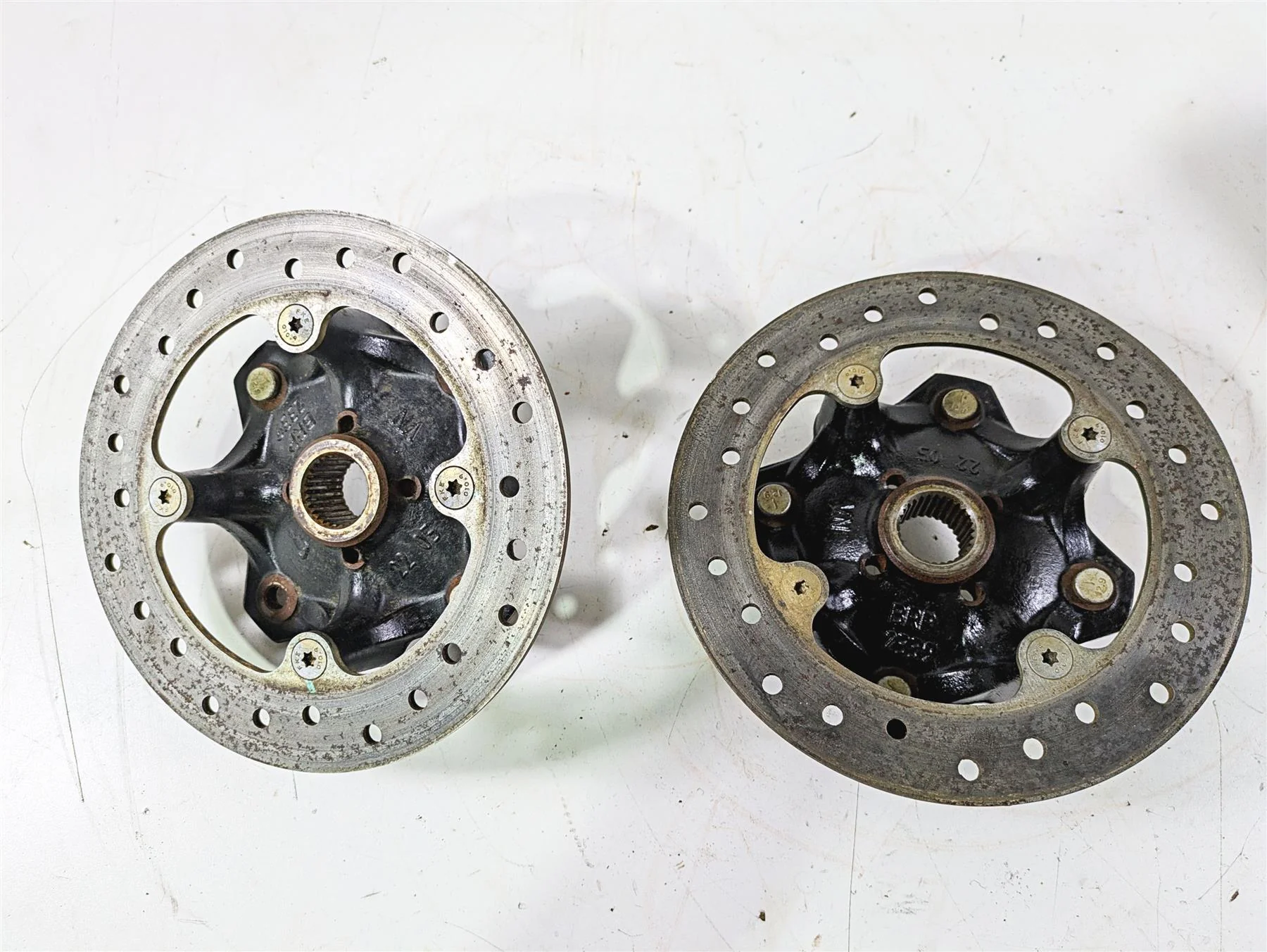2022 Can-Am Defender XMR HD10 Rear Brake Rotor Wheel Hub Set - Read 705601511 - Image 8