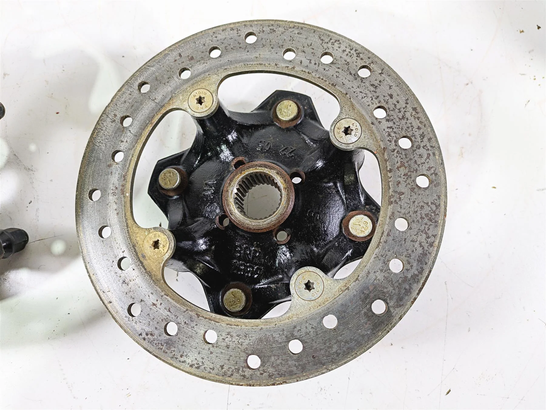 2022 Can-Am Defender XMR HD10 Rear Brake Rotor Wheel Hub Set - Read 705601511 - Image 9