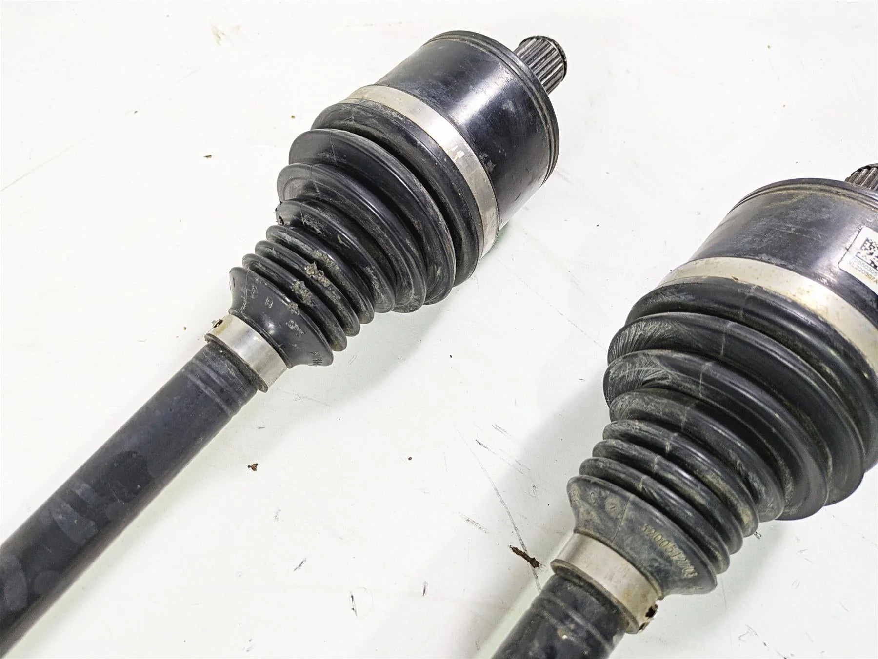 2022 Can-Am Defender XMR HD10 Rear Cv Drive Axle Shaft Set 705503051 - Image 8