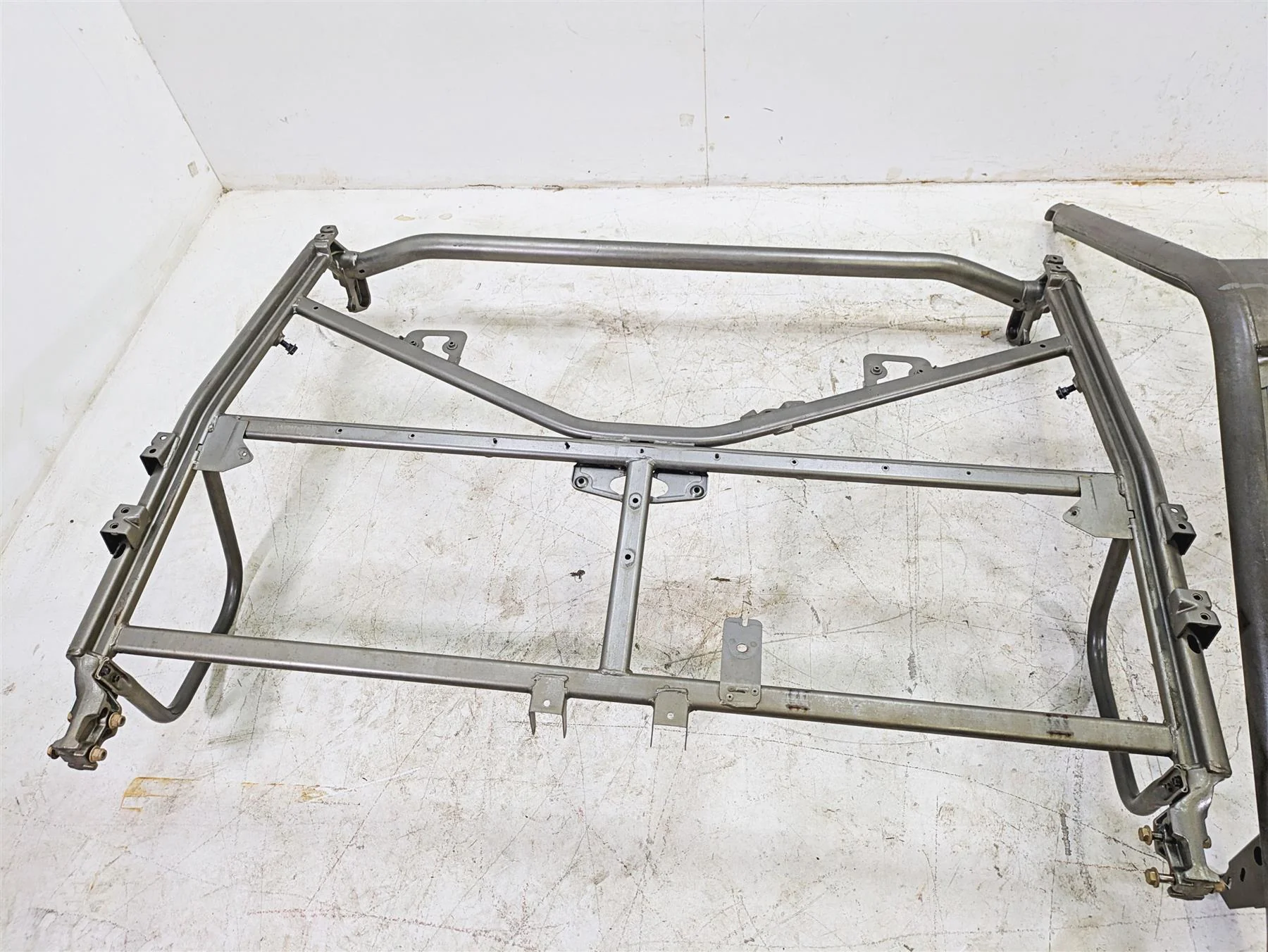 2022 Can-Am Defender XMR HD10 Roll Over Cage Frame Rail Set 715008364 - Image 3