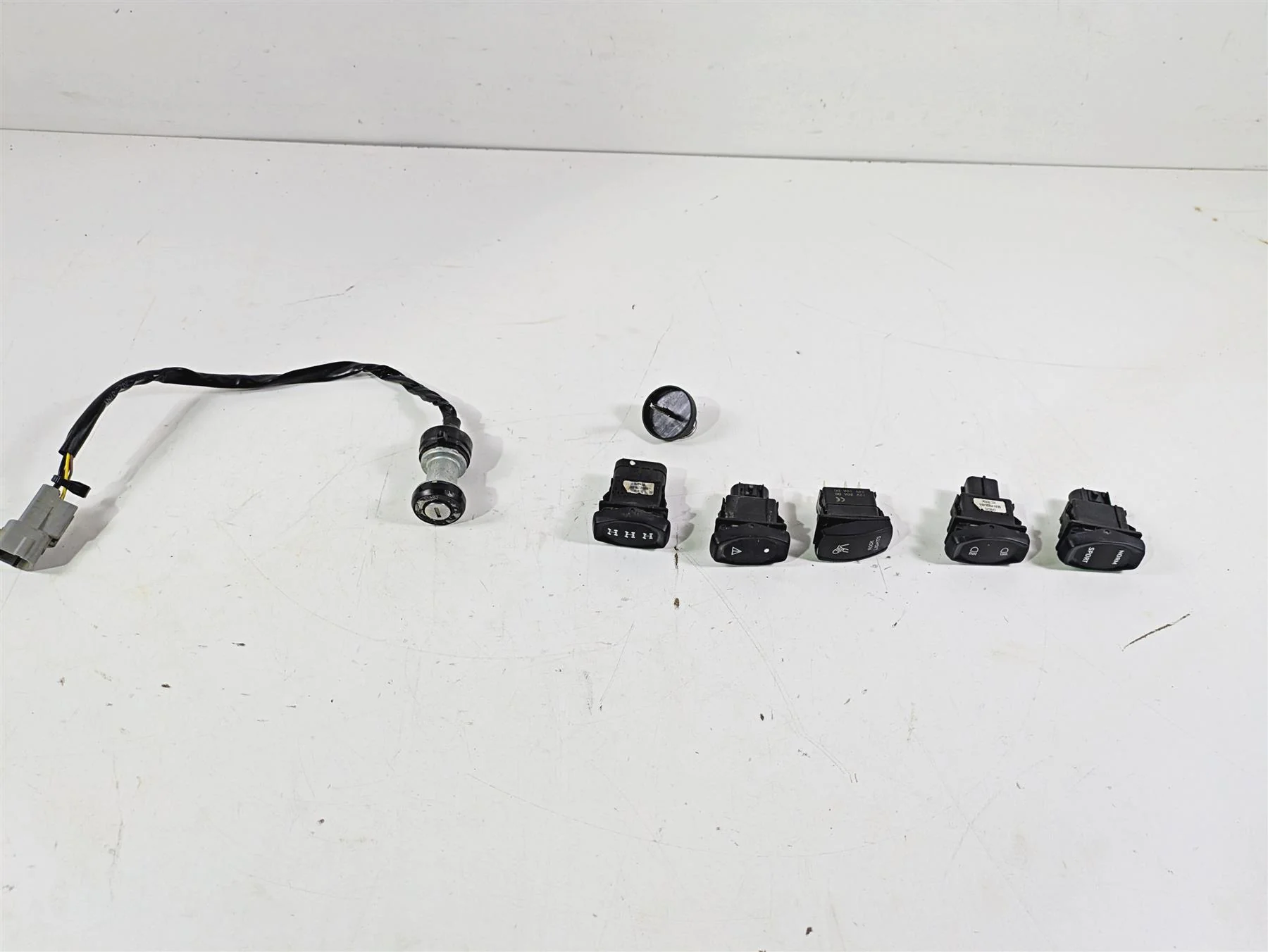 2022 CFMoto Zforce 950 Sport All Switch Ignition Key Light Awd 5BY0-0110005BY0