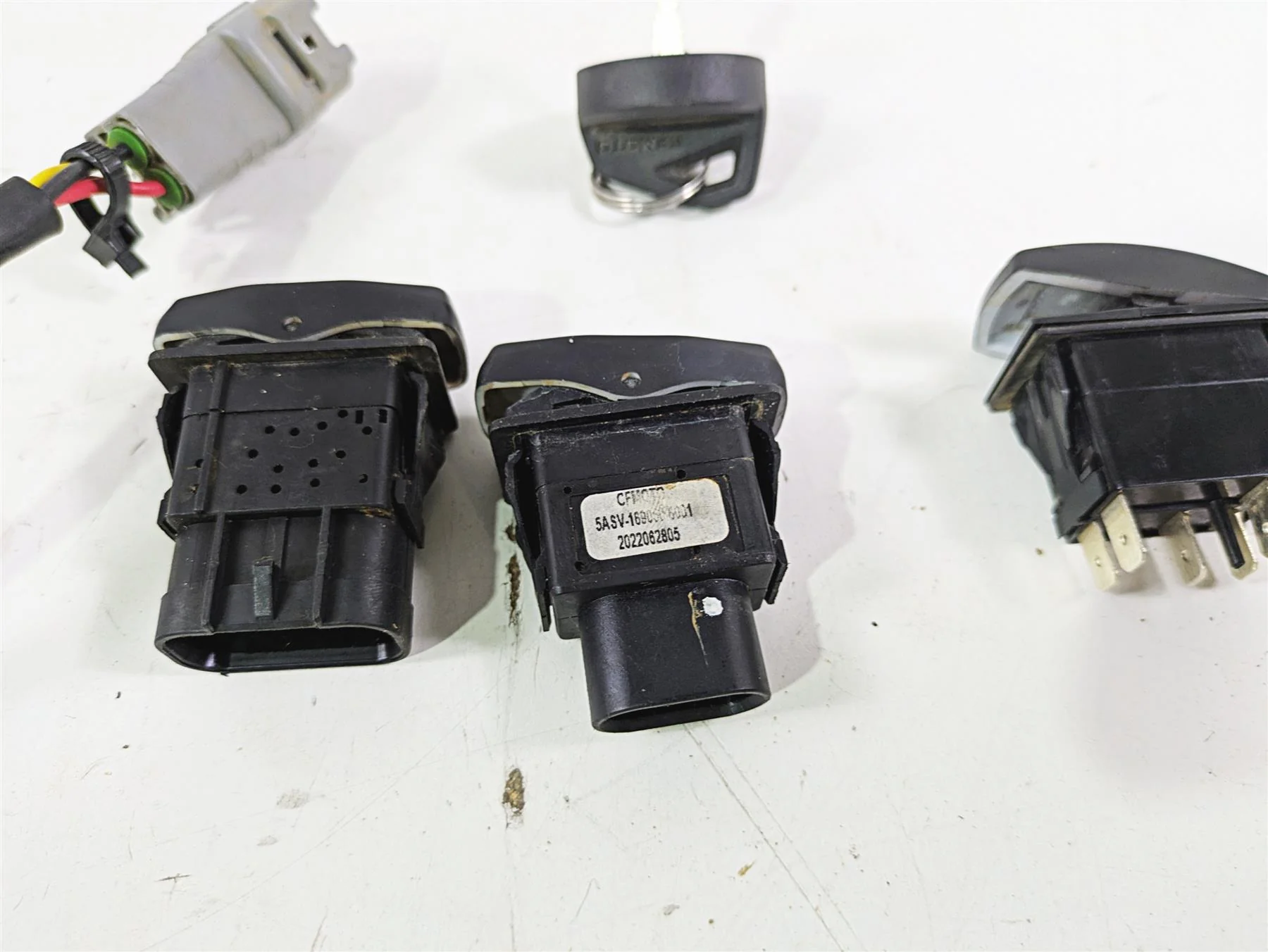 2022 CFMoto Zforce 950 Sport All Switch Ignition Key Light Awd 5BY0-0110005BY0 - Image 9