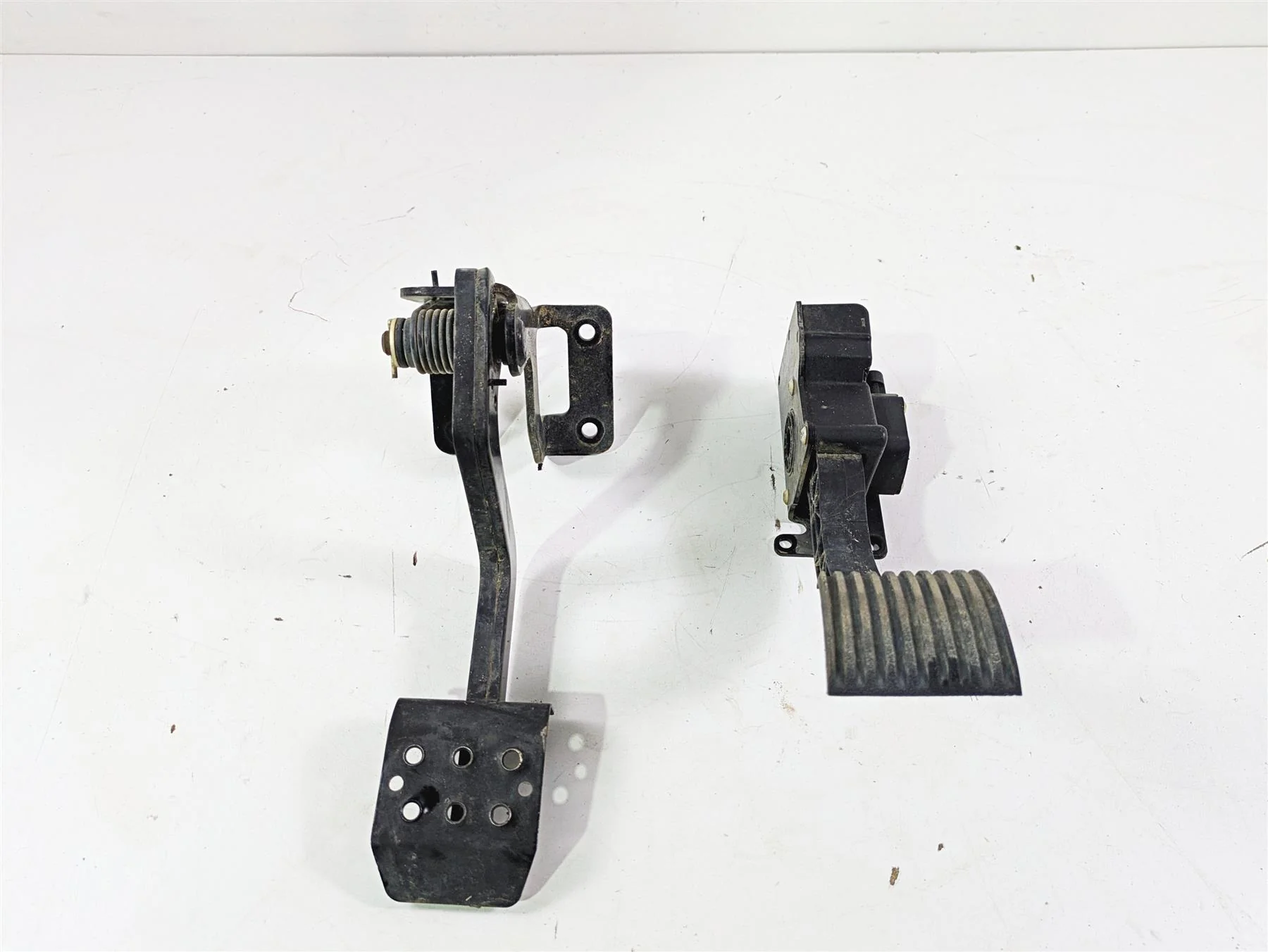 2022 CFMoto Zforce 950 Sport Foot Brake Pedal Lever Set 5HYV-082000-1200 - Image 10