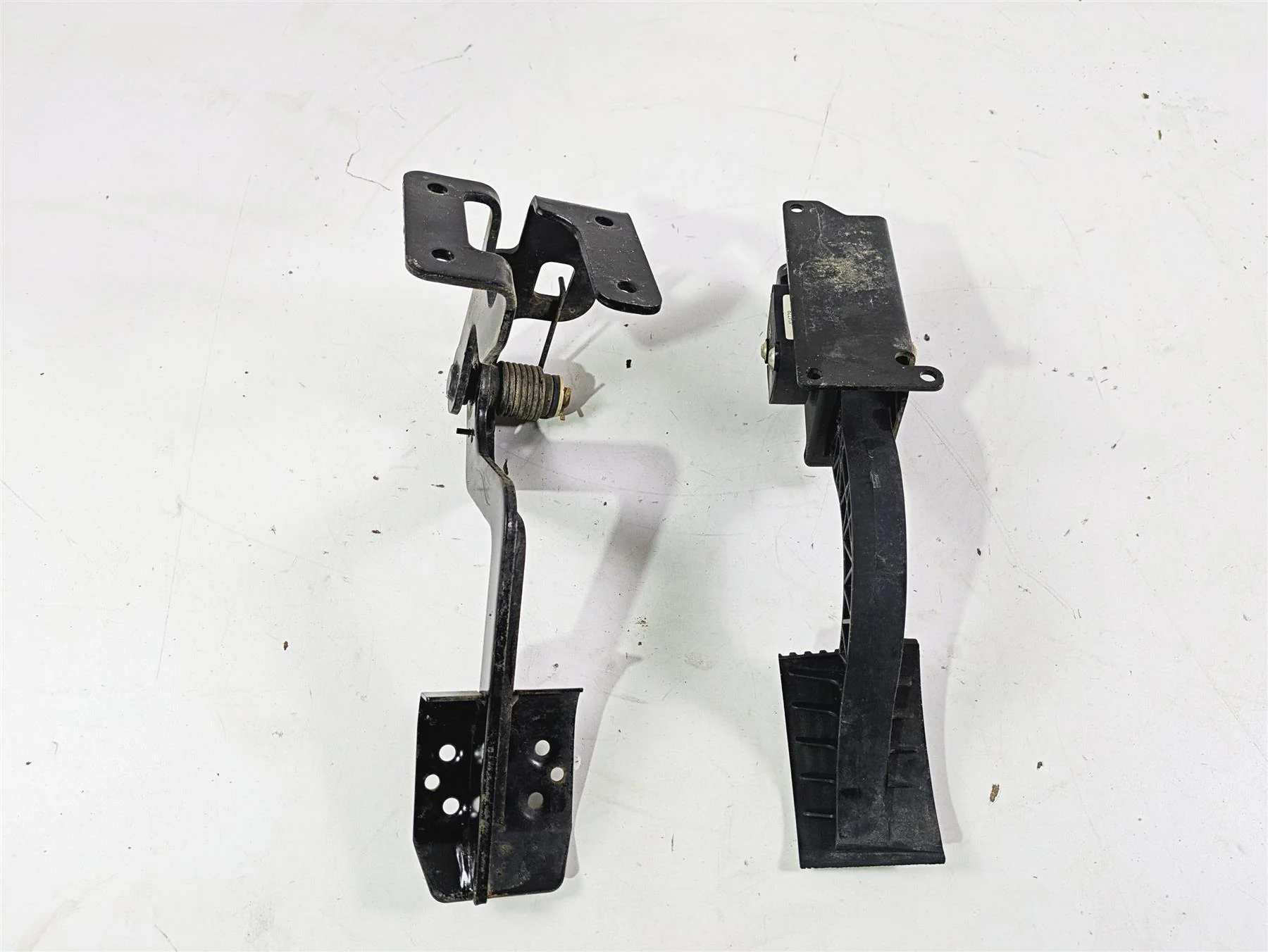 2022 CFMoto Zforce 950 Sport Foot Brake Pedal Lever Set 5HYV-082000-1200 - Image 2