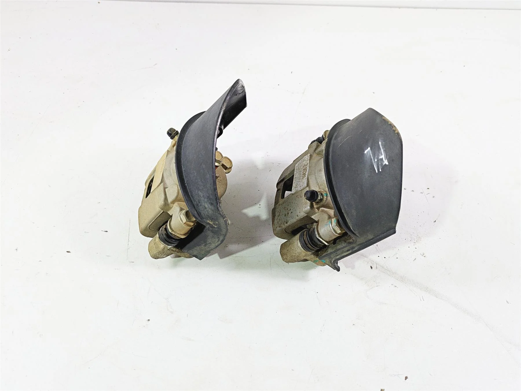 2022 CFMoto Zforce 950 Sport Front Brake Caliper Set 9AWA-081100 9AWA-081200 - Image 5