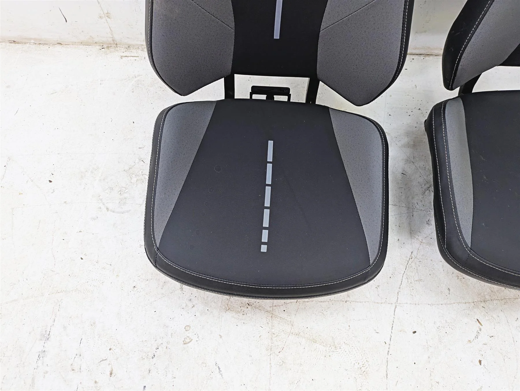 2022 CFMoto Zforce 950 Sport Left Right Seat Saddle Set 5BY0-131000-20000 - Image 3