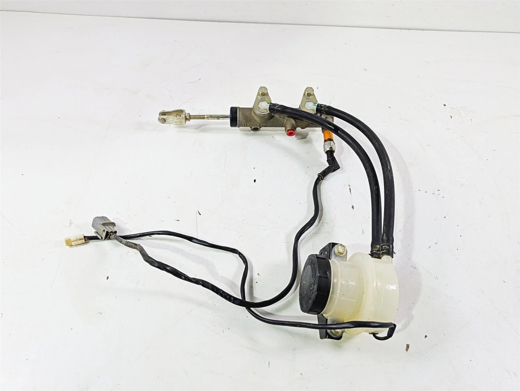 2022 CFMoto Zforce 950 Sport Main Brake Master Cylinder 5BWB-081100 - Image 11