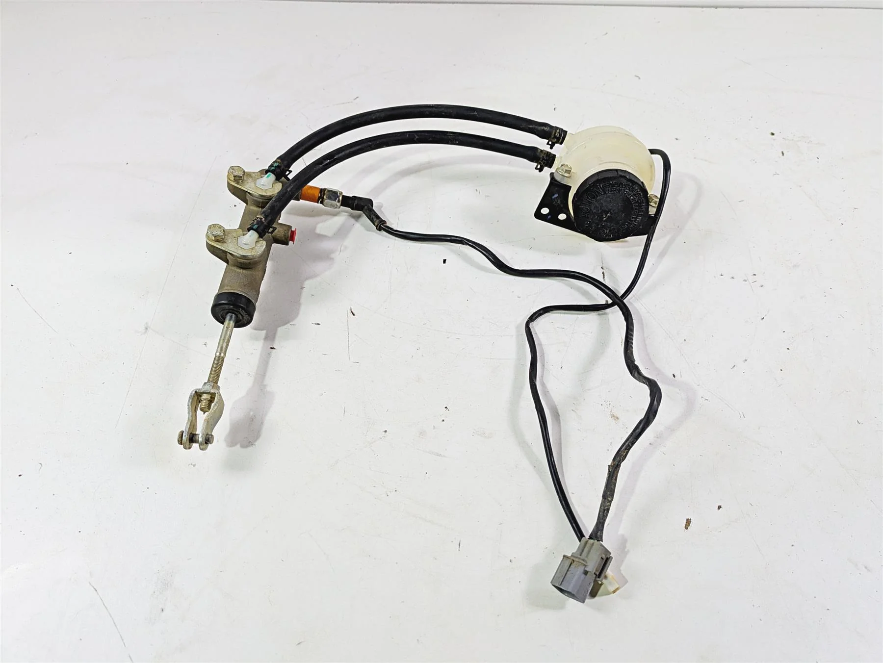 2022 CFMoto Zforce 950 Sport Main Brake Master Cylinder 5BWB-081100 - Image 12