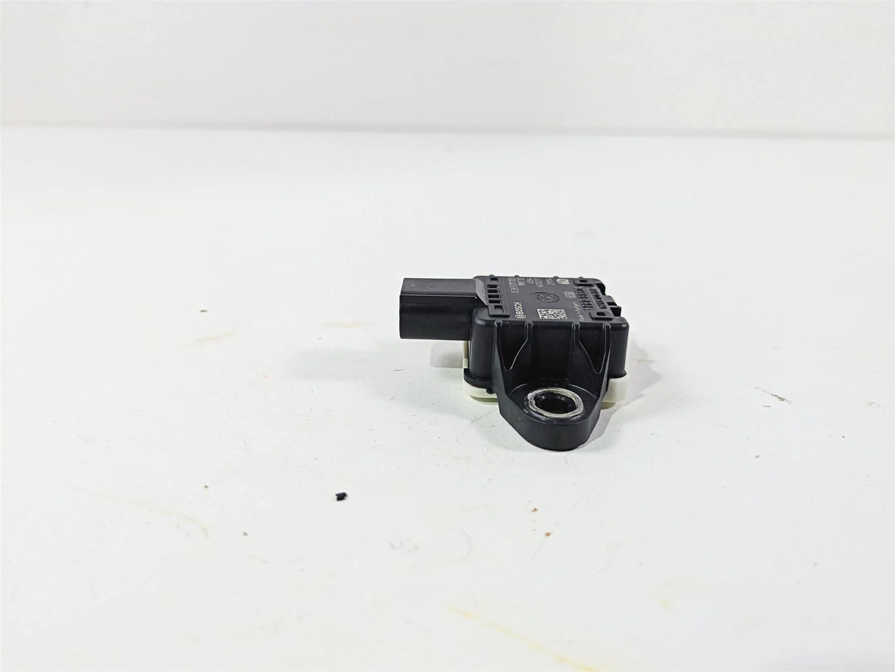 2022 Ducati Hypermotard 950 Bosch Fall Lean Angle Sensor 265011108 - Image 8
