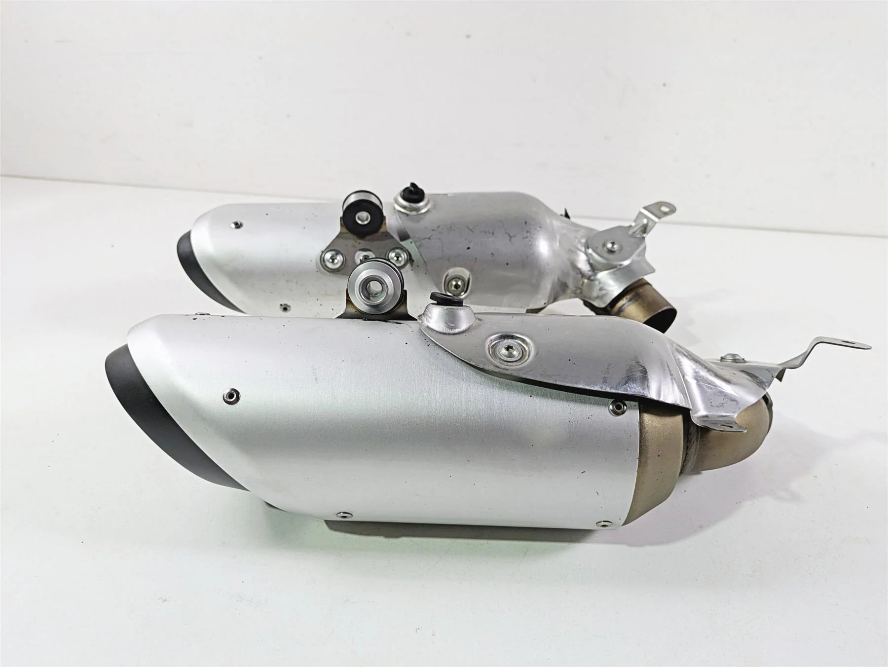 2022 Ducati Hypermotard 950 Exhaust Muffler Silencer Set 57314583A 57414583A - Image 4