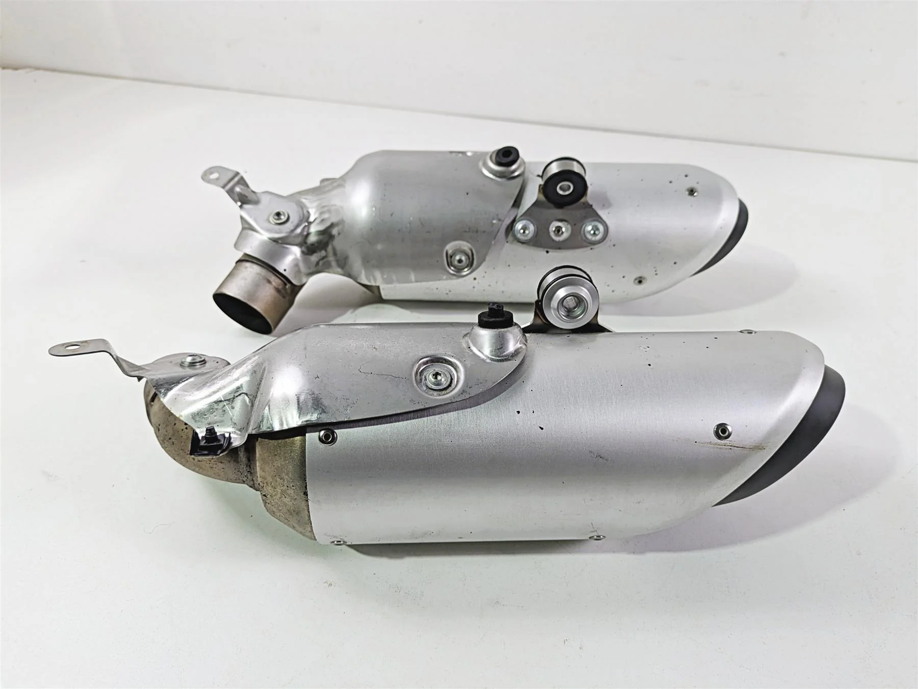 2022 Ducati Hypermotard 950 Exhaust Muffler Silencer Set 57314583A 57414583A - Image 5