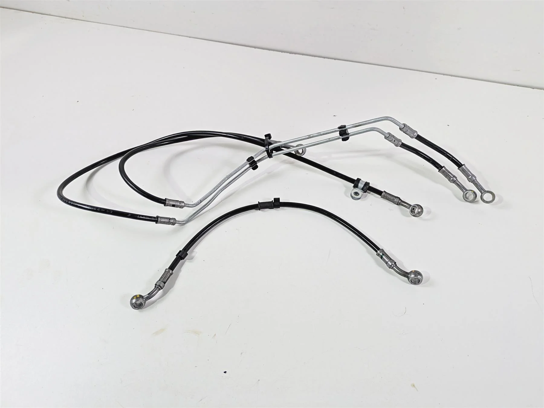 2022 Ducati Hypermotard 950 Front Abs Brake Line Set 61811511A 61811501A - Image 10