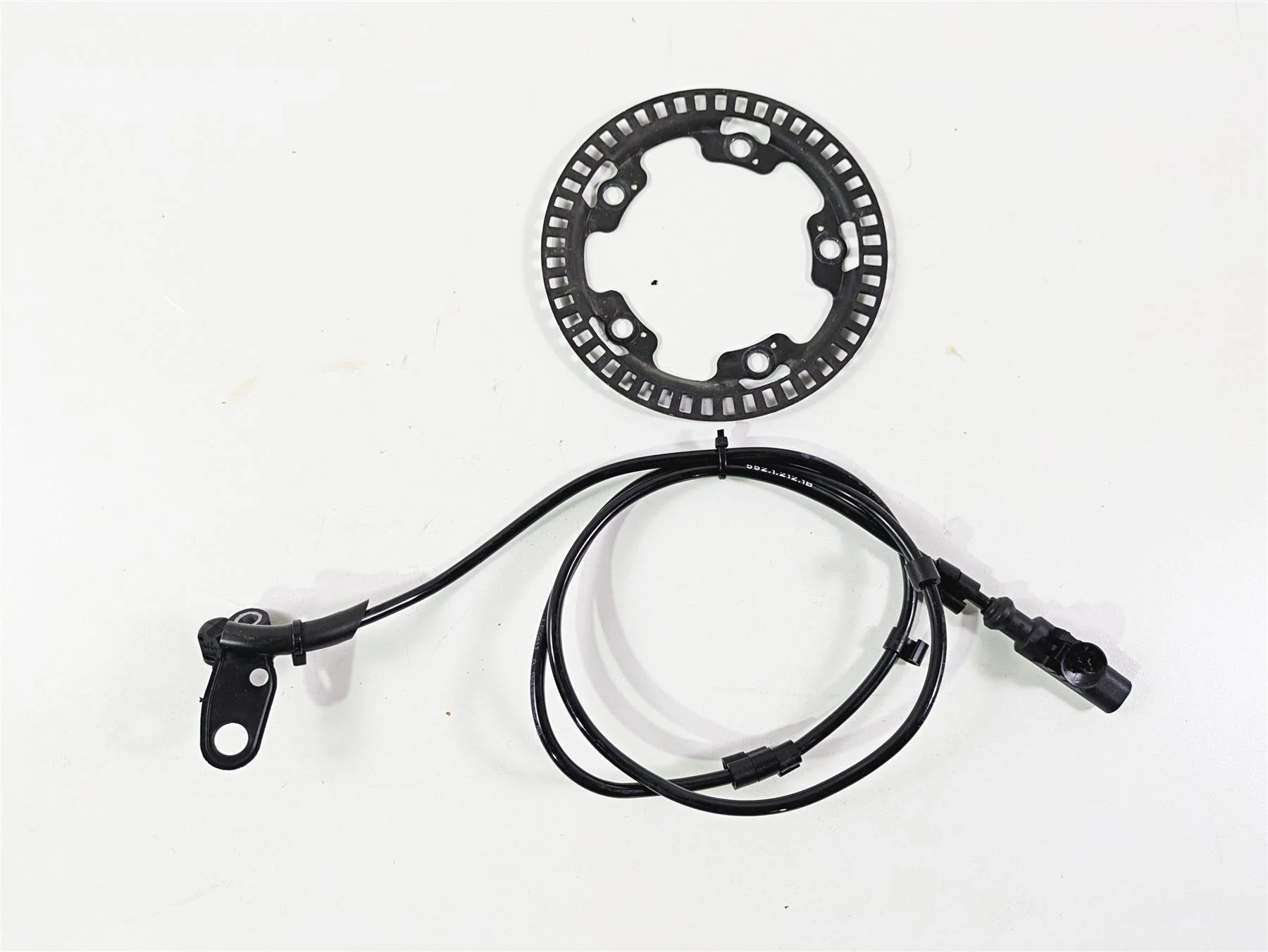 2022 Ducati Hypermotard 950 Front Abs Brake Wheel Speed Sensor 55212121B