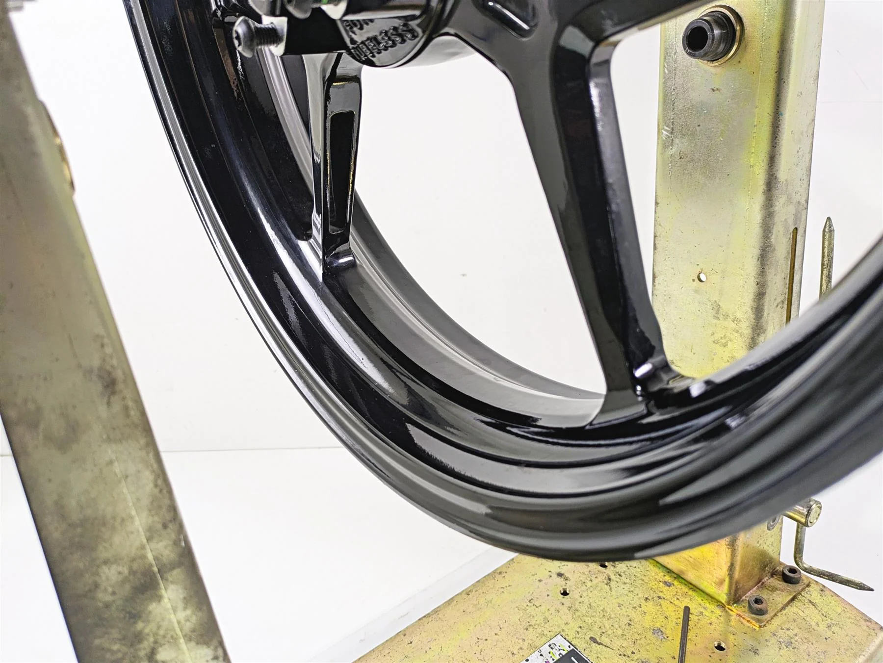 2022 Ducati Hypermotard 950 Front Wheel Rim 17x3.5 Straight 50121783AA - Image 4