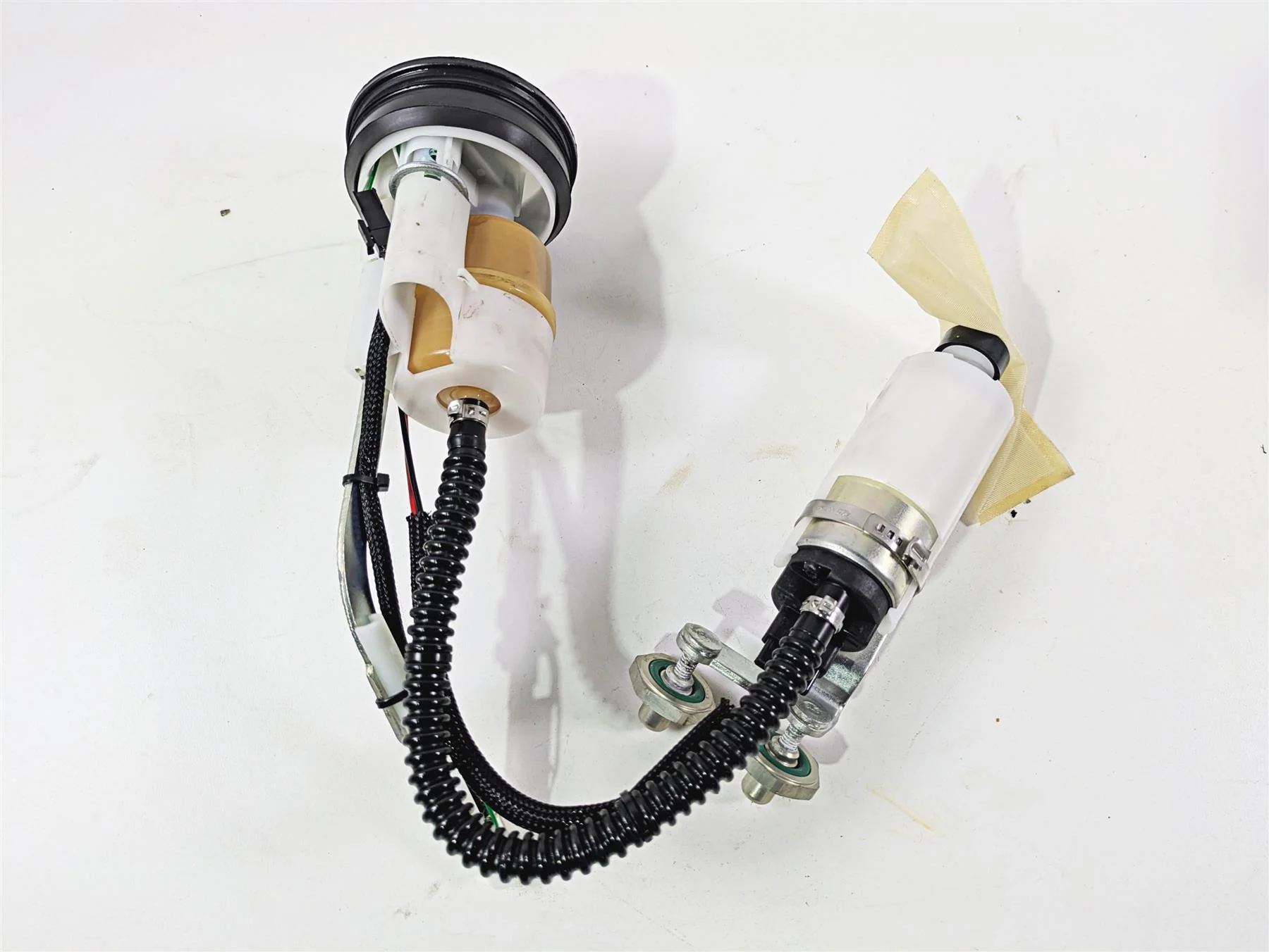 2022 Ducati Hypermotard 950 Fuel Gas Petrol Pump 16024363A - Image 4
