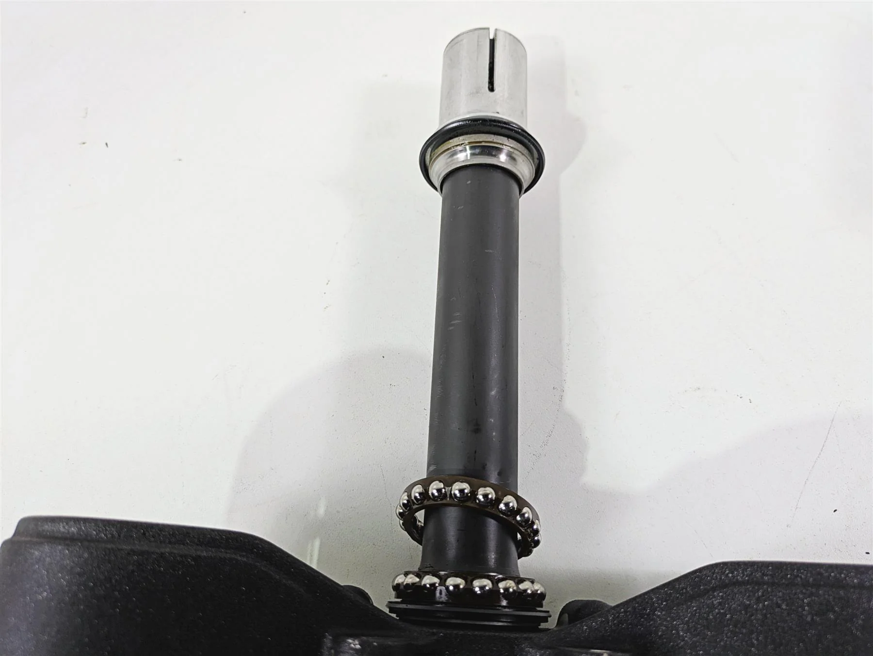 2022 Ducati Hypermotard 950 Lower Triple Tree Steering Clamp 342P1022AA - Image 5
