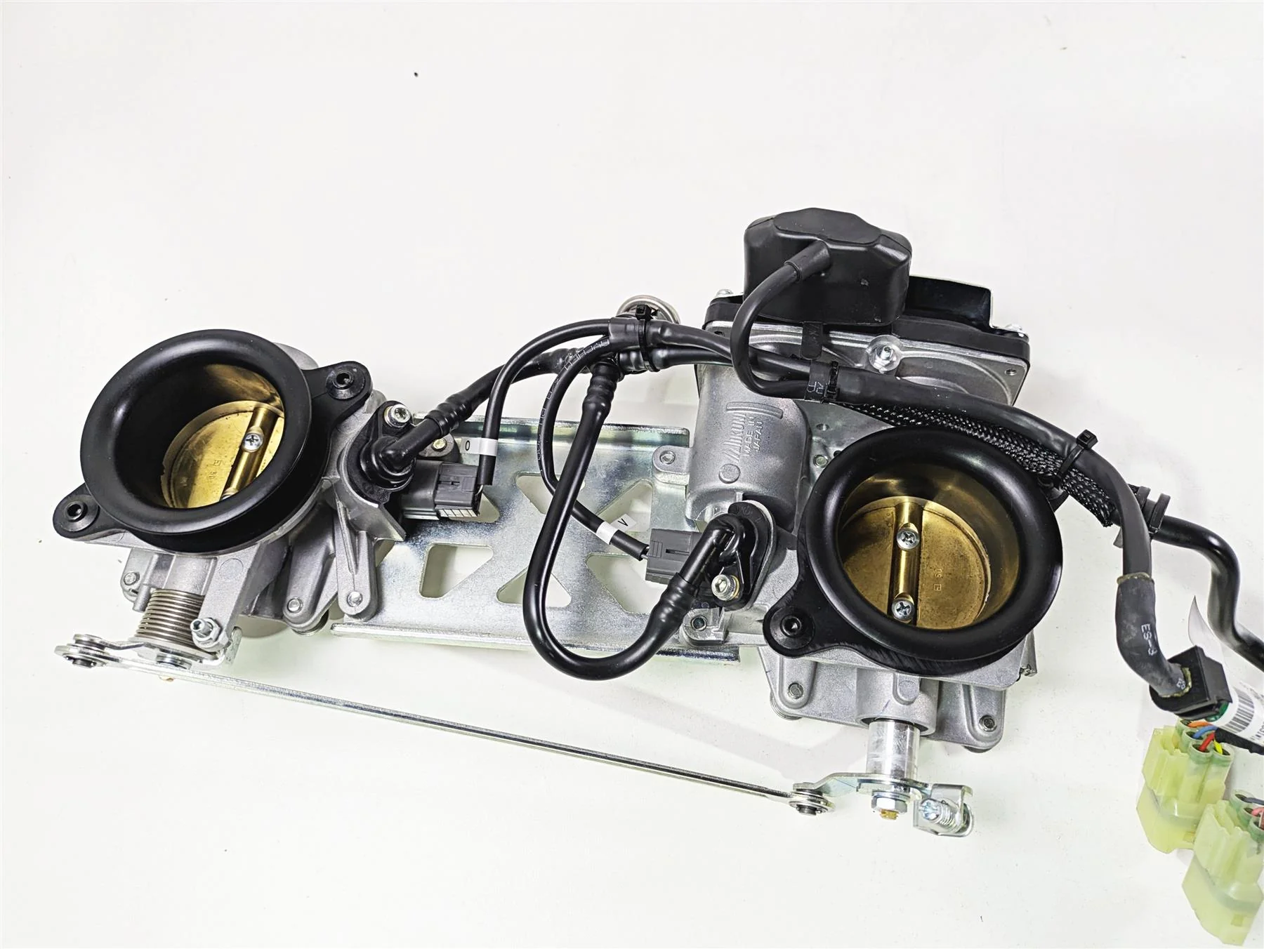 2022 Ducati Hypermotard 950 Mikuni Throttle Fuel Injection Body 4K 28240932A - Image 8