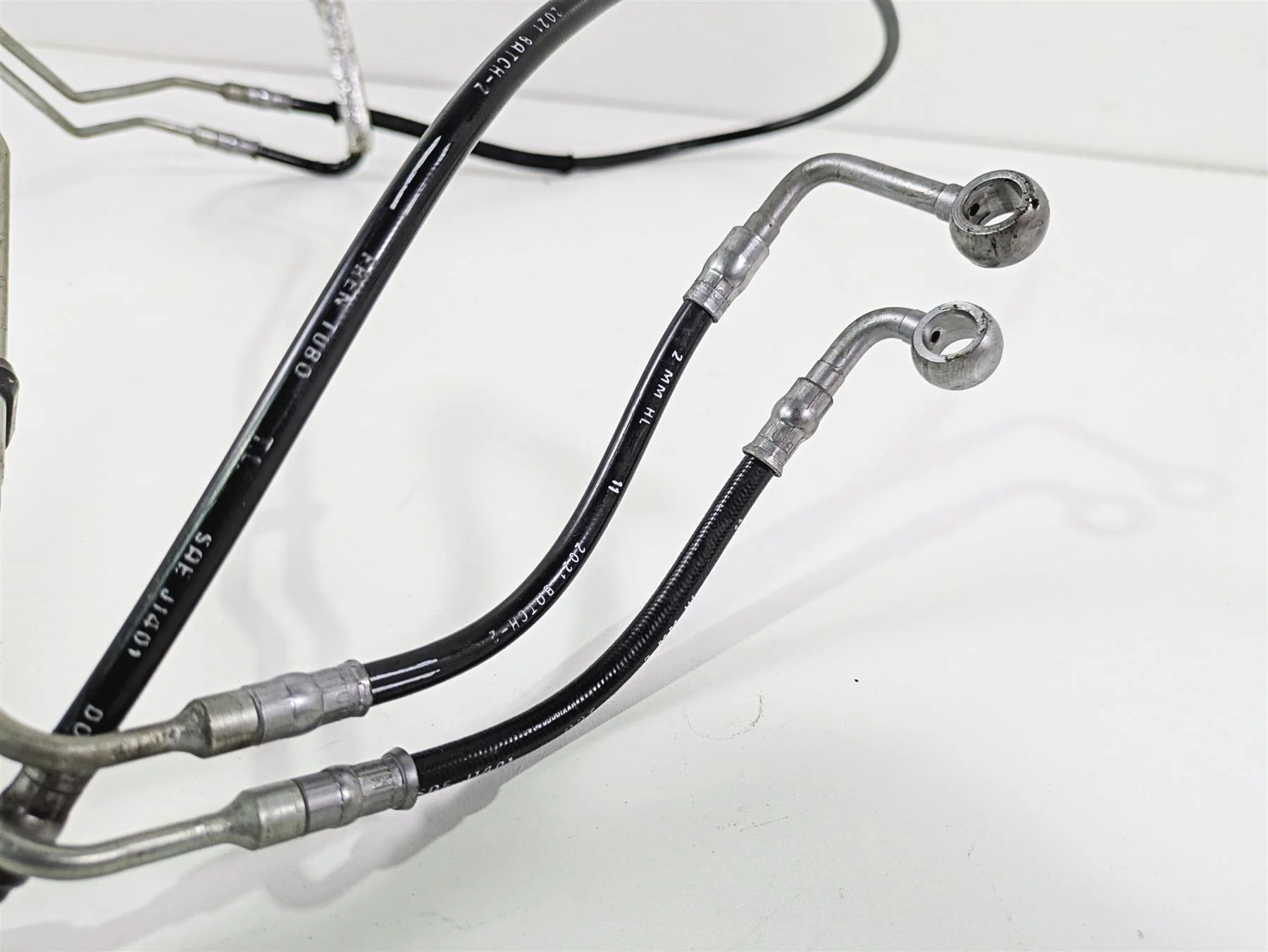 2022 Ducati Hypermotard 950 Rear Abs Brake Line Set 61911571A 61911651A - Image 2