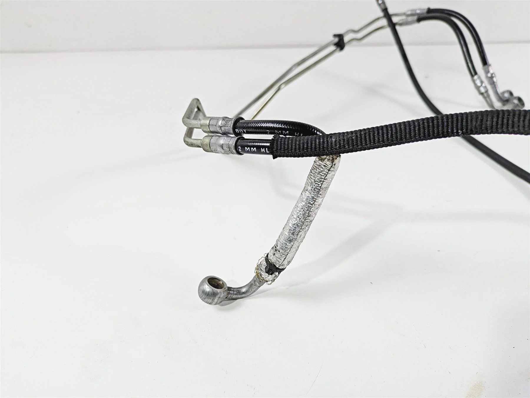 2022 Ducati Hypermotard 950 Rear Abs Brake Line Set 61911571A 61911651A - Image 9