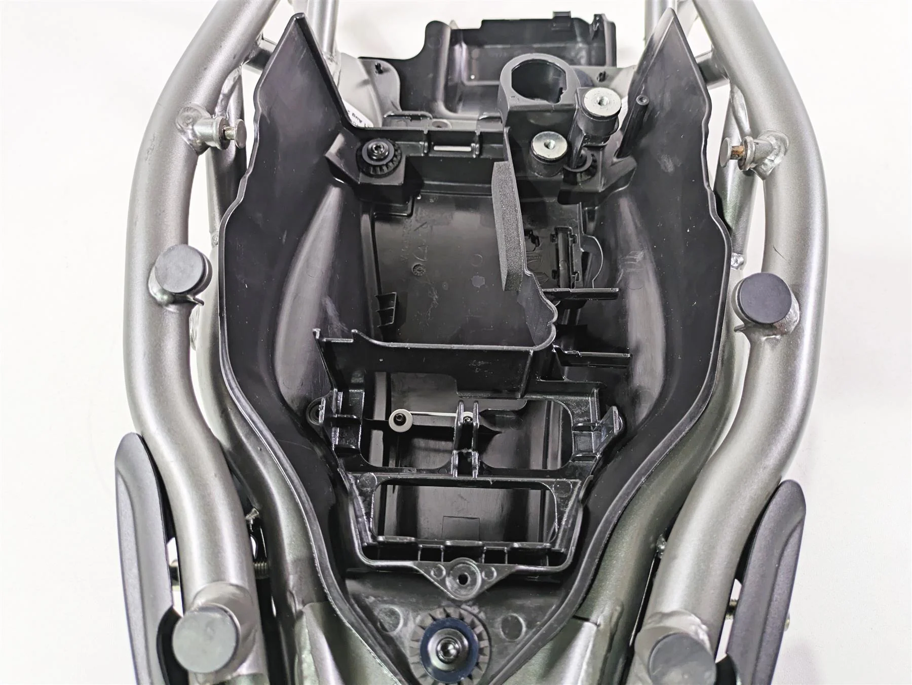 2022 Ducati Hypermotard 950 Rear Subframe Sub Frame 47018171BA - Image 9