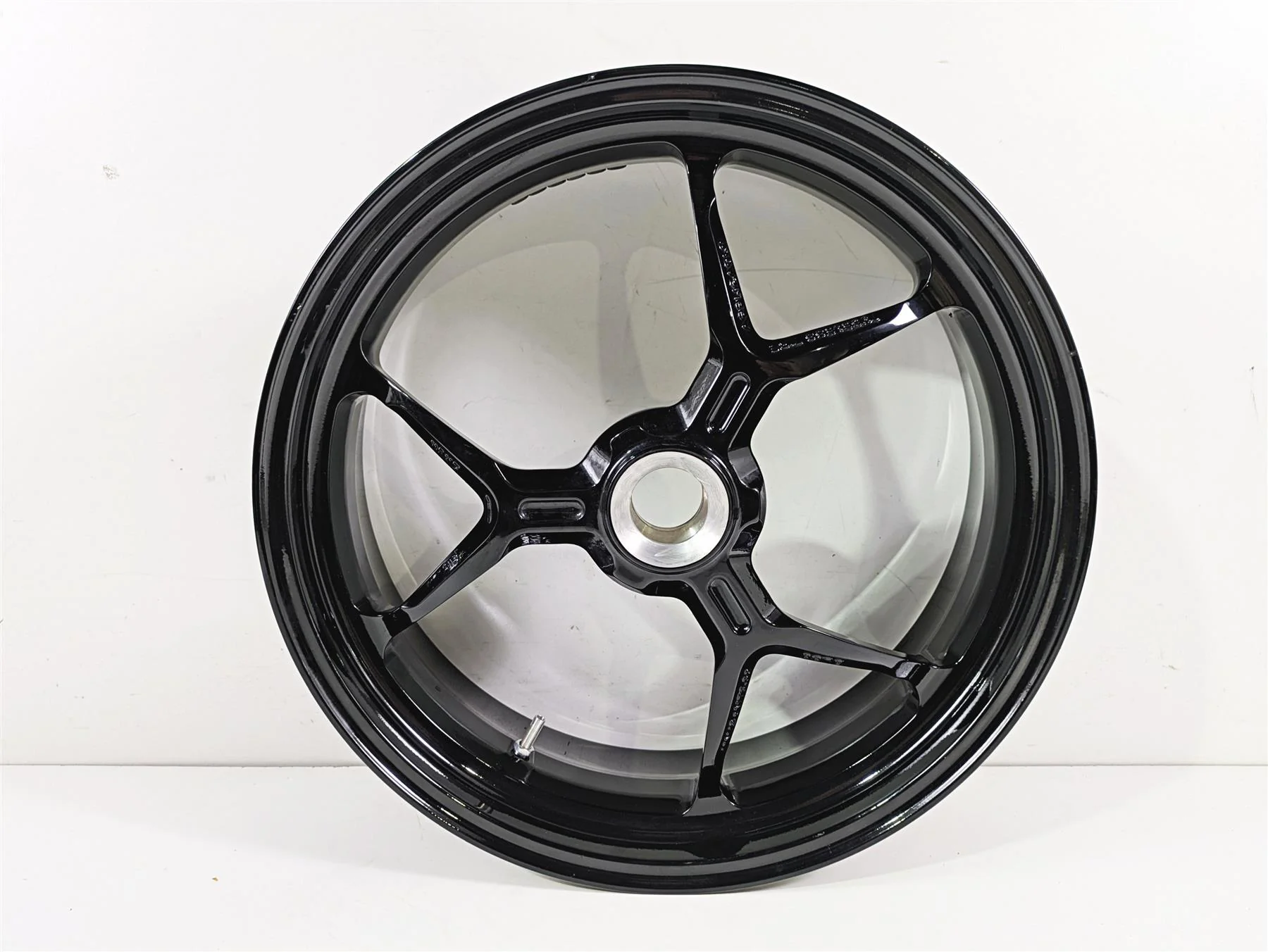 2022 Ducati Hypermotard 950 Rear Wheel Rim 17x5.5 Straight 50212071AA