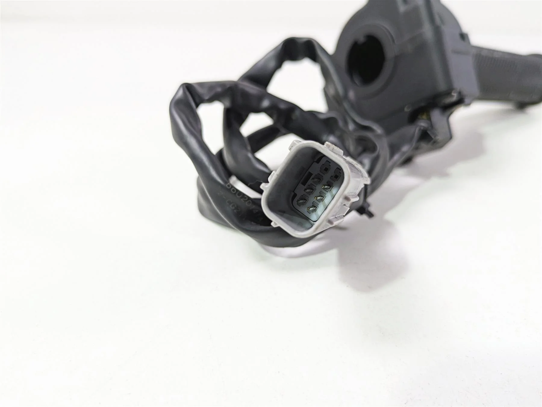2022 Ducati Hypermotard 950 Ride By Wire Throttle Grip 66020141A - Image 5